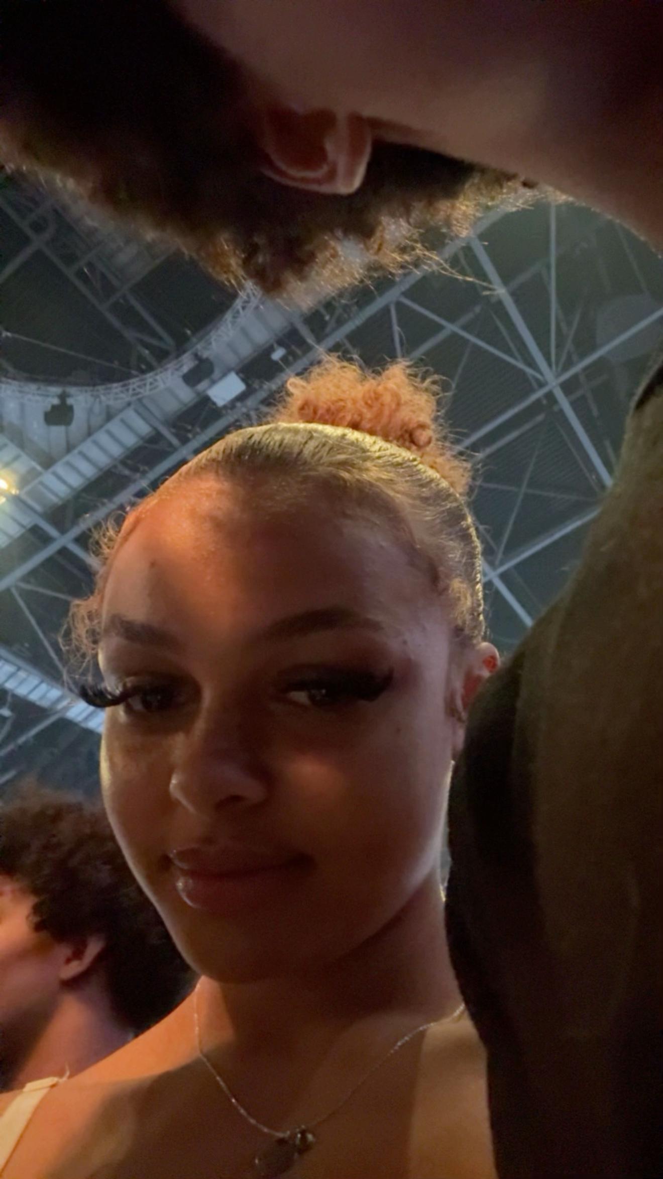 @prettyfaceee247