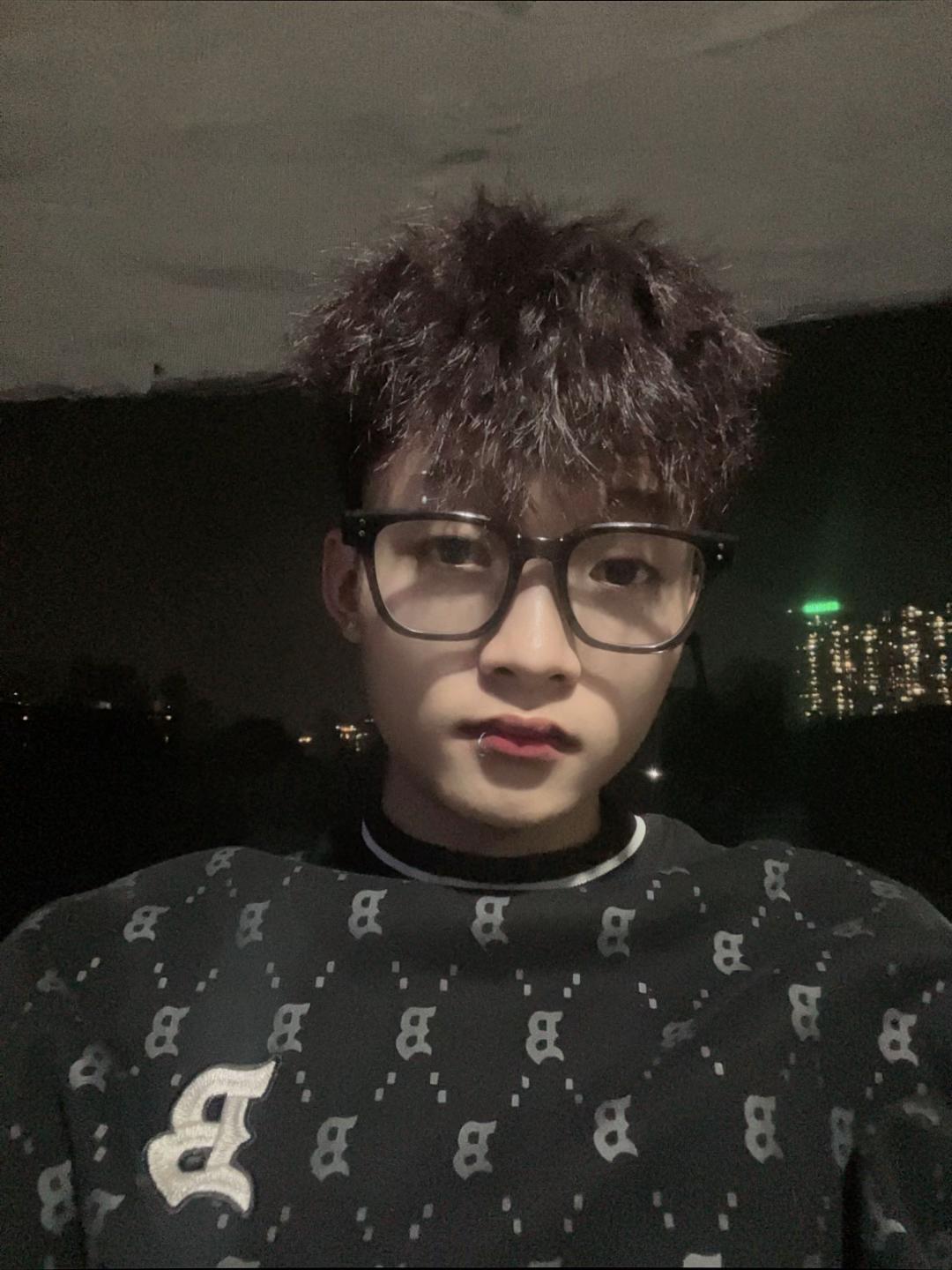 @Đoàn Tổng 🐧