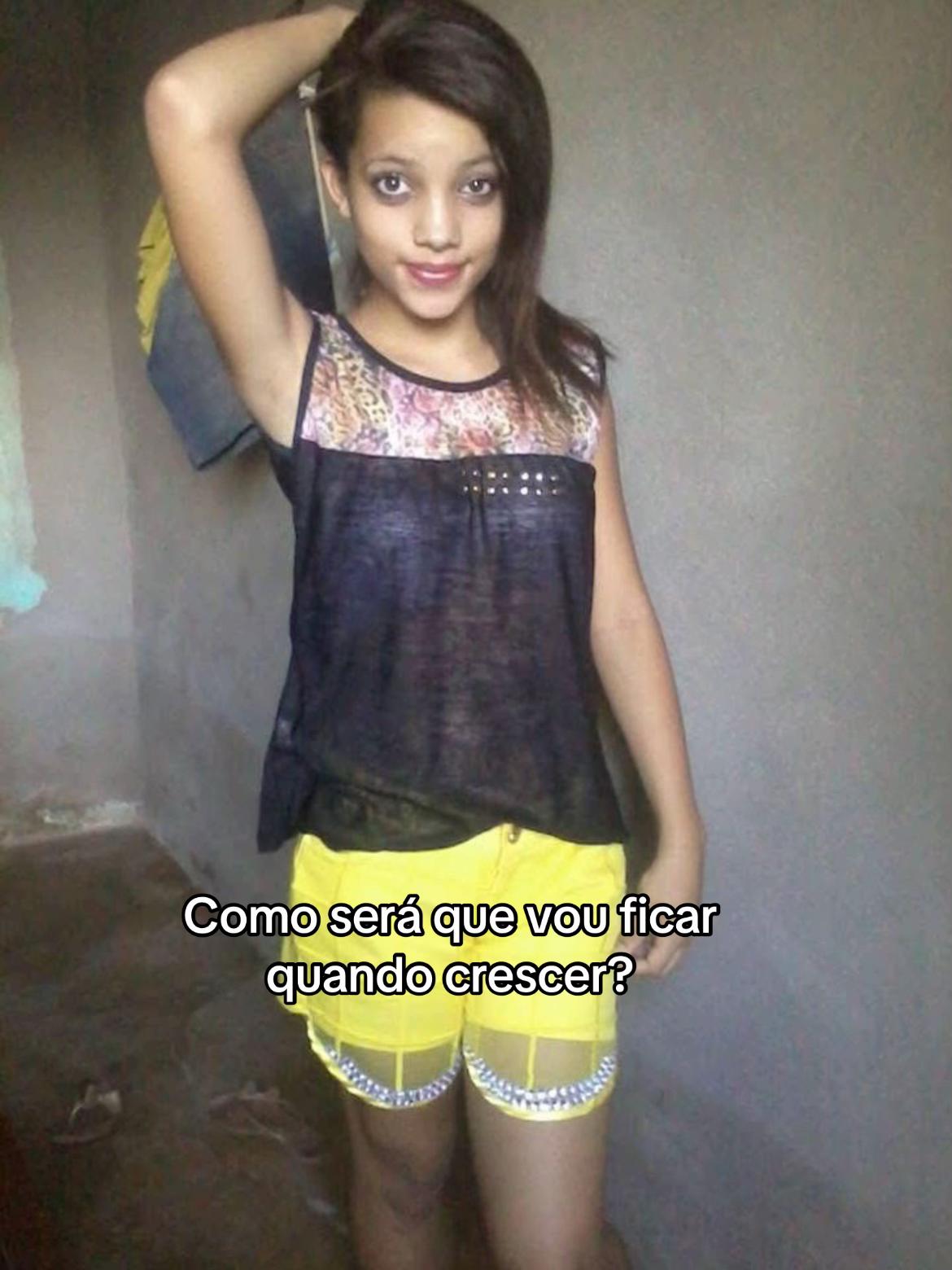 @L&iacute;via Brito