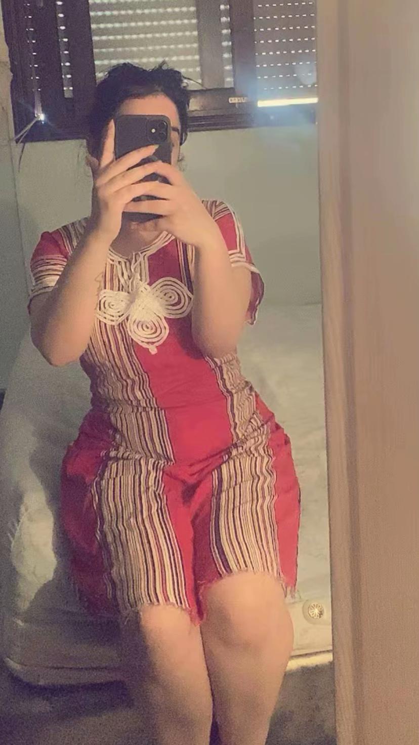 @oumniabetty1