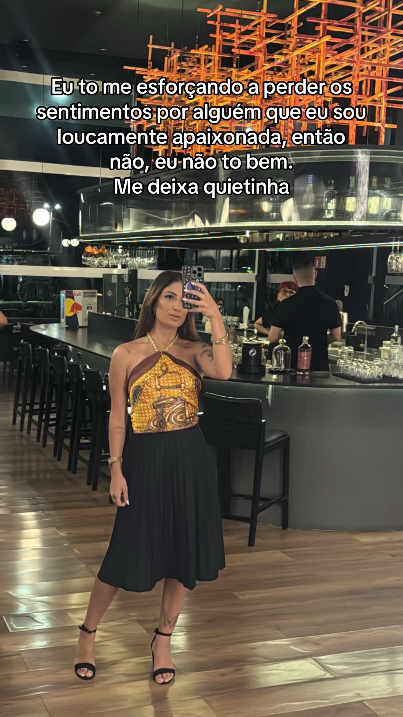 @Vitória Barboza