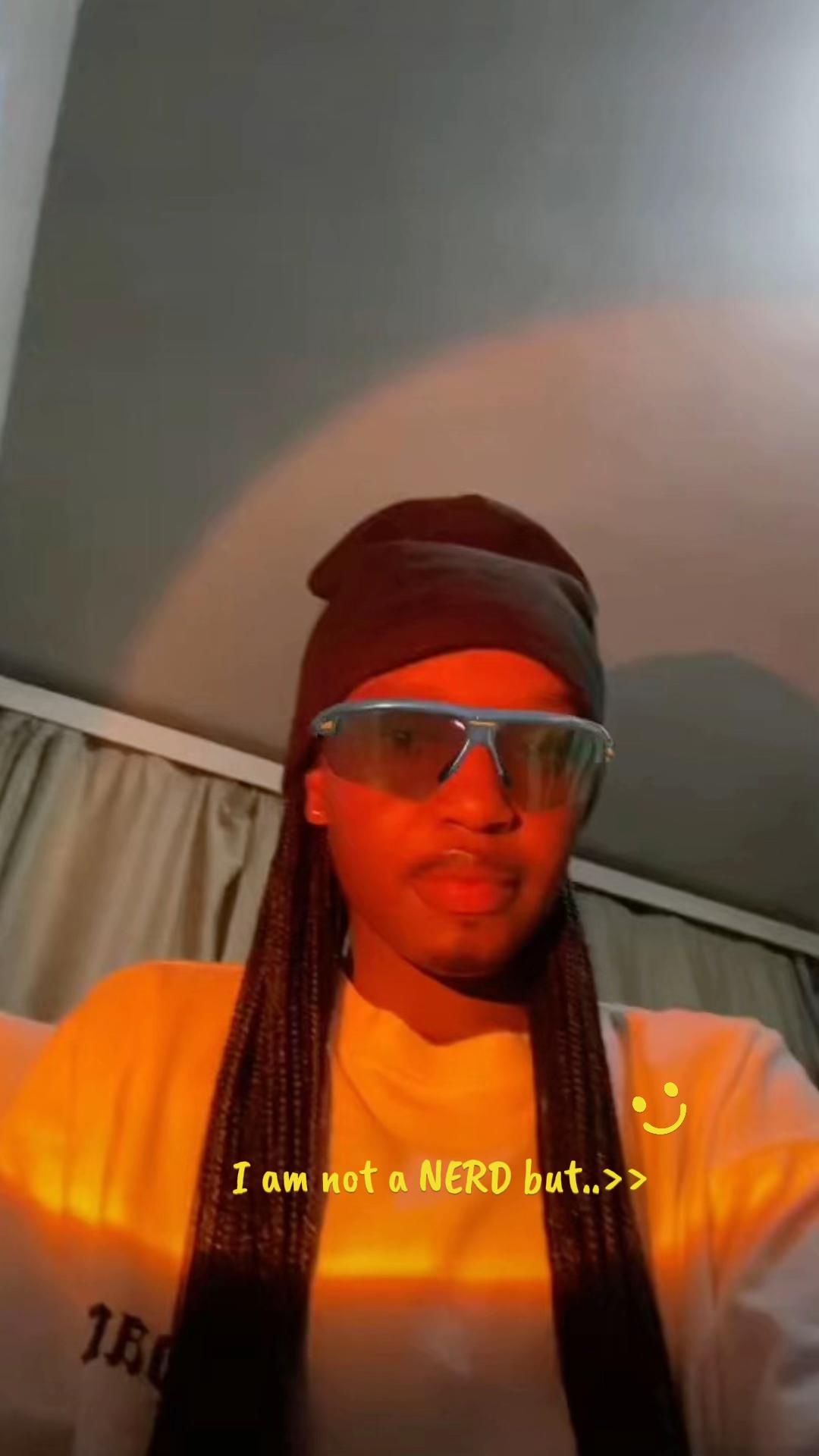 @_. 𝓚𝓮𝓵𝓵𝔂🤟🏾