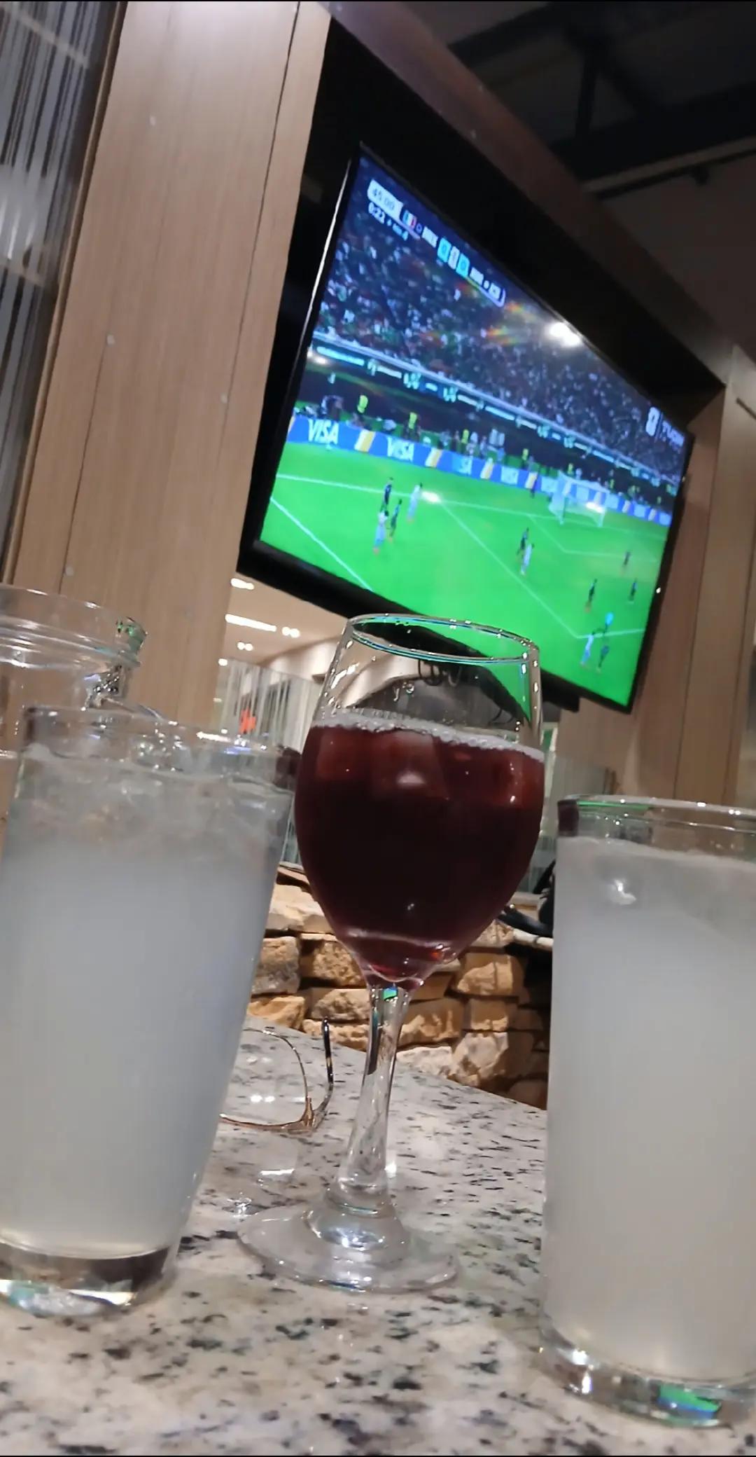 @La chivis⚘️⚘️⚘️🍷☕️💝