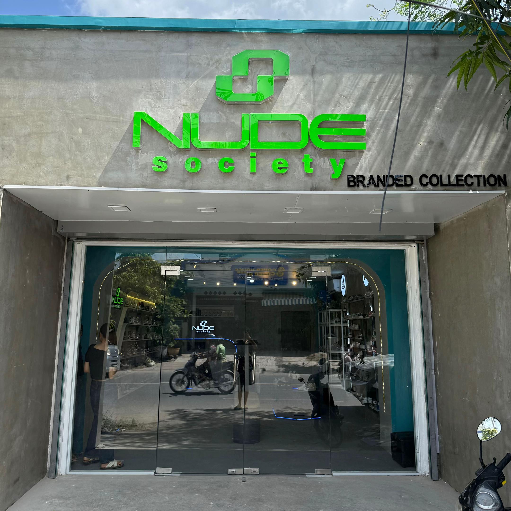 @NUDE society