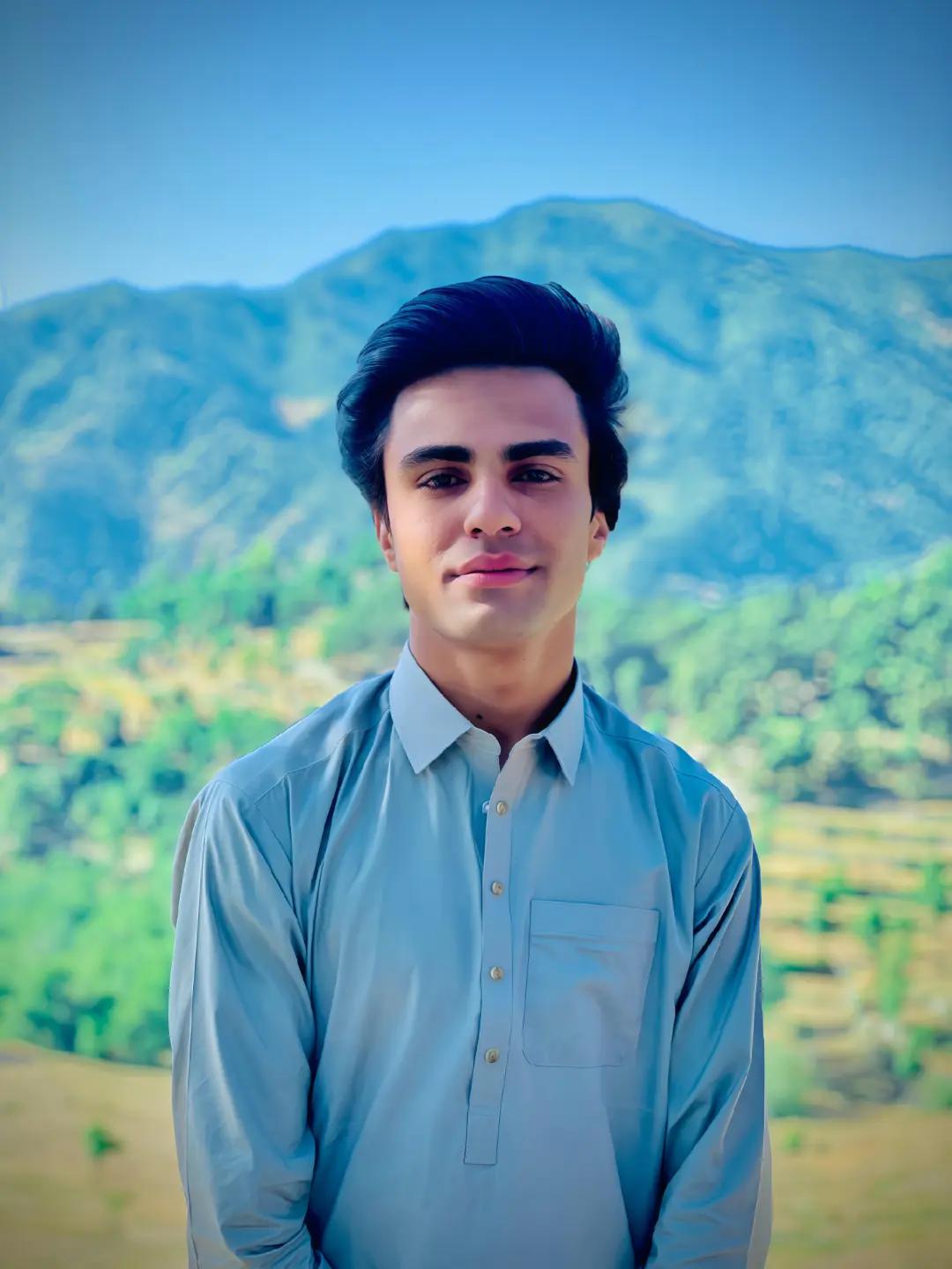 @MANSOOR ALiKHAN💸👈
