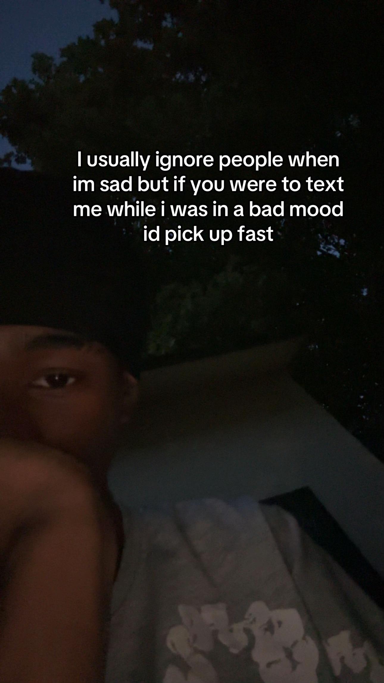 @️
