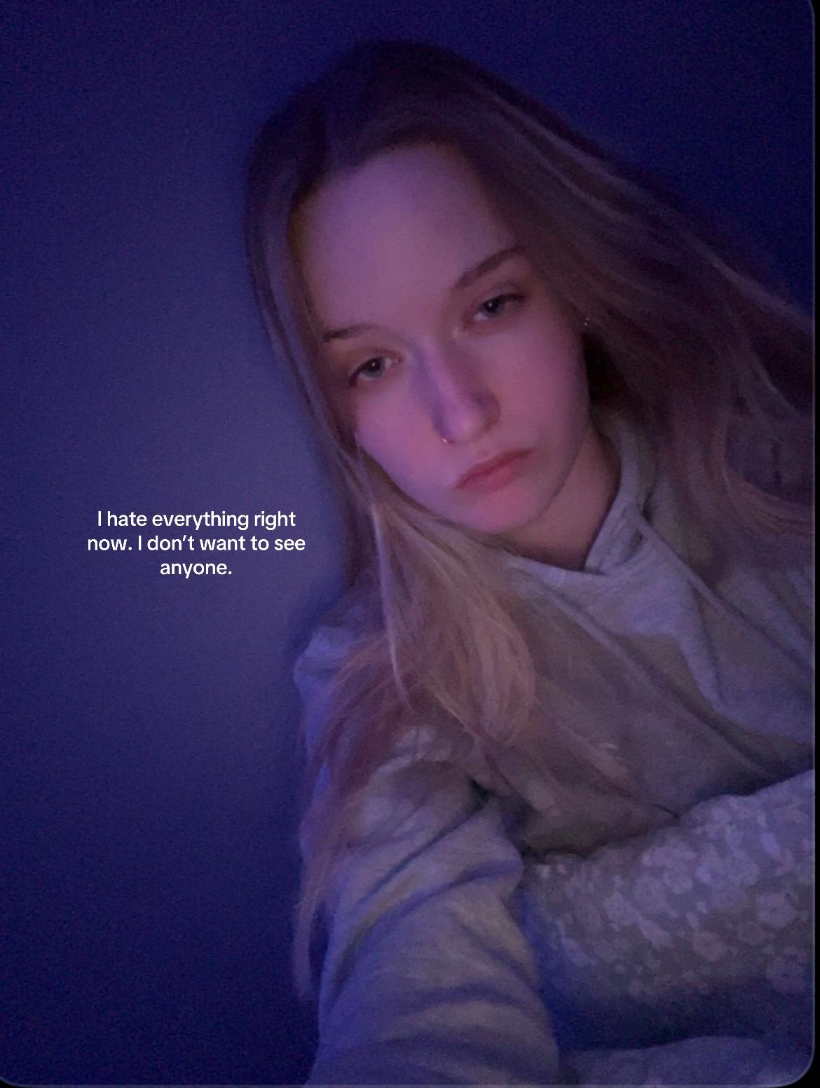 @️