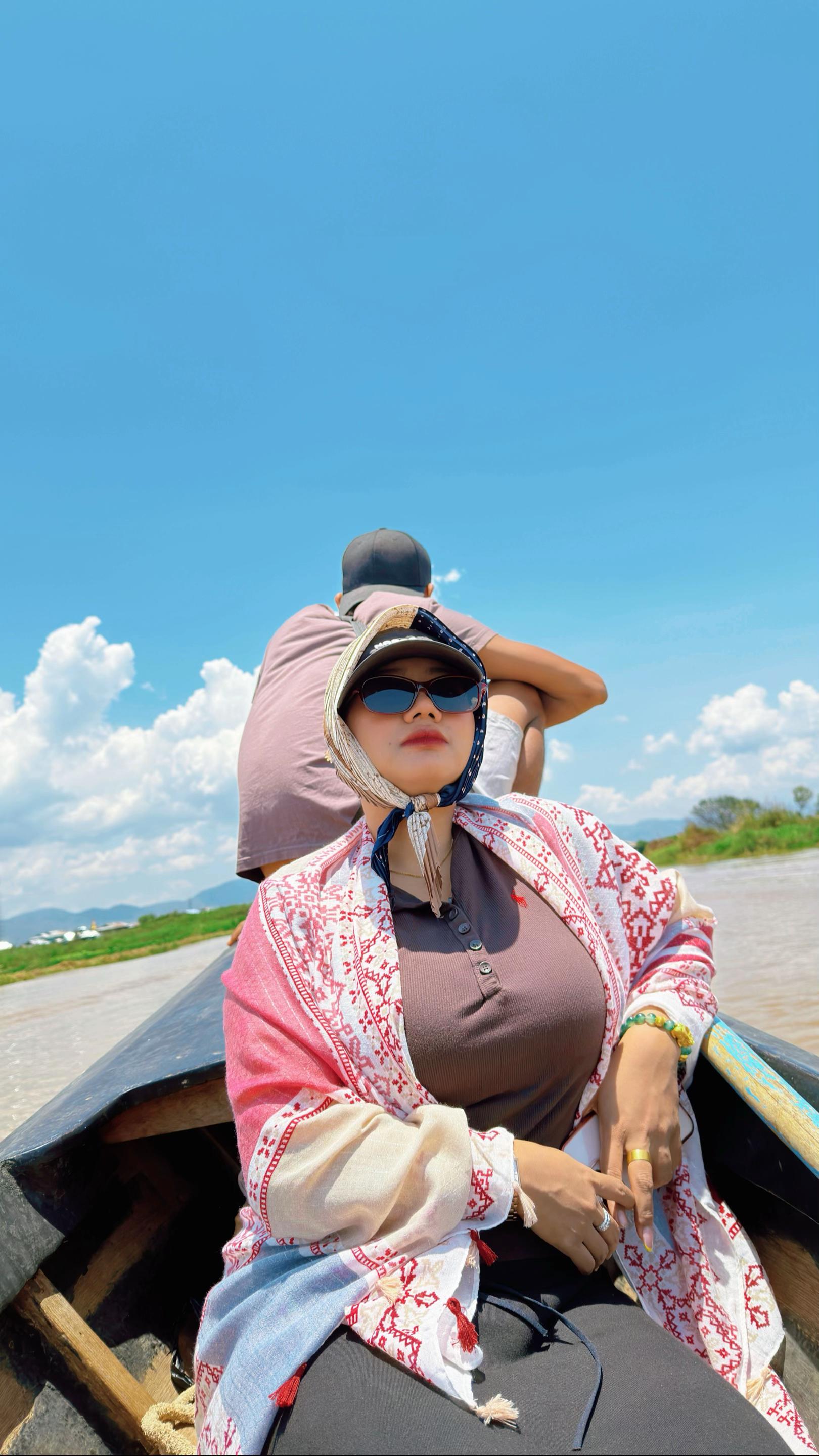 @Khaing
