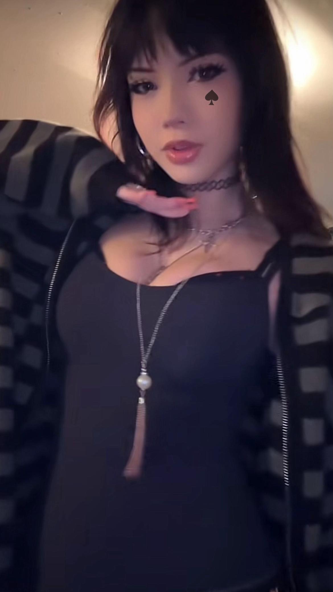 @charl0ttelauer