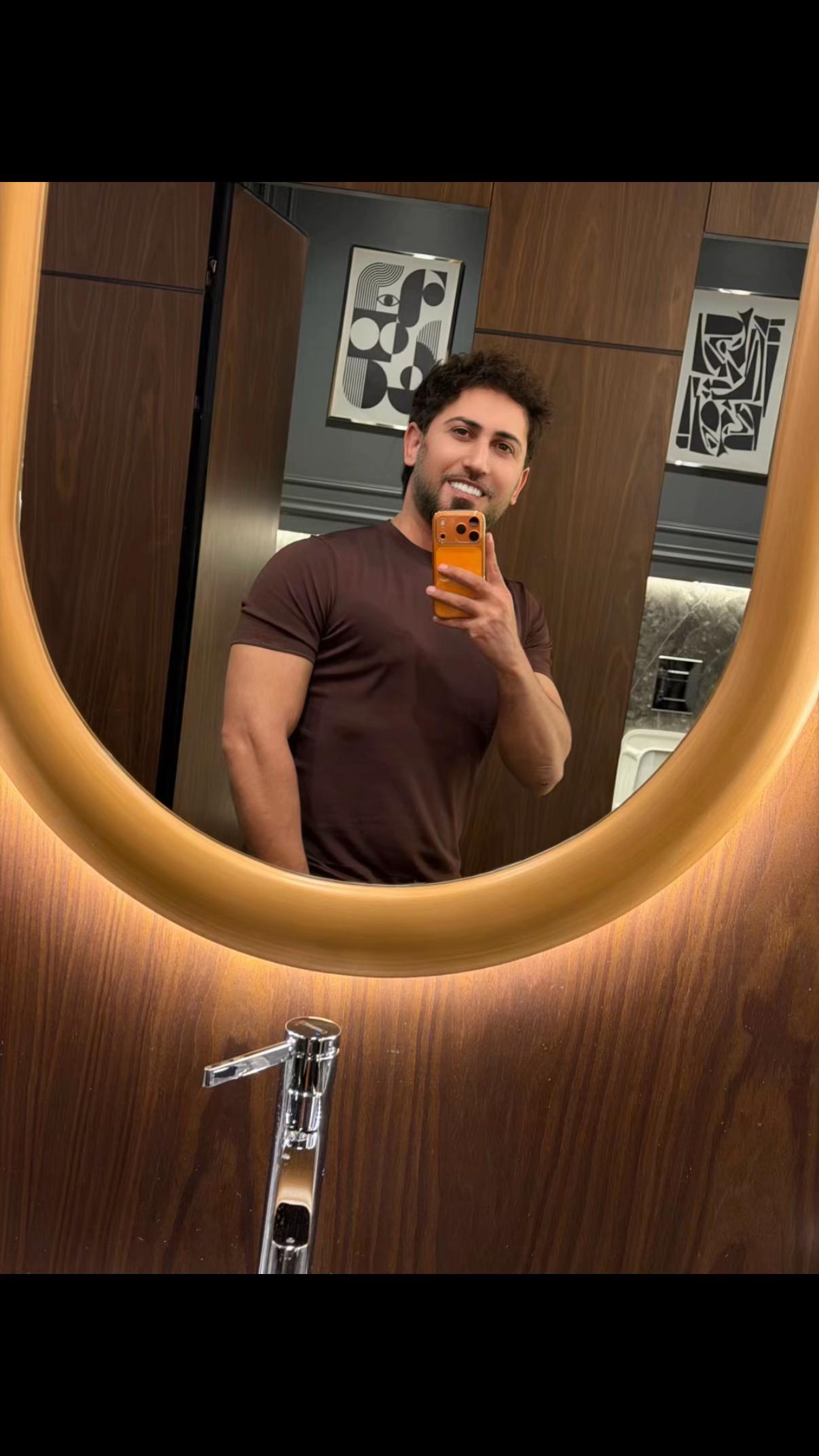 @Perviz.003