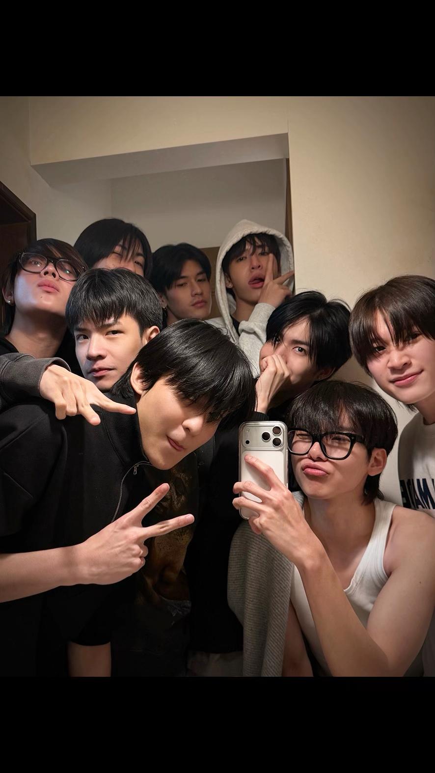 @เดือนนี้เดือนอะไร