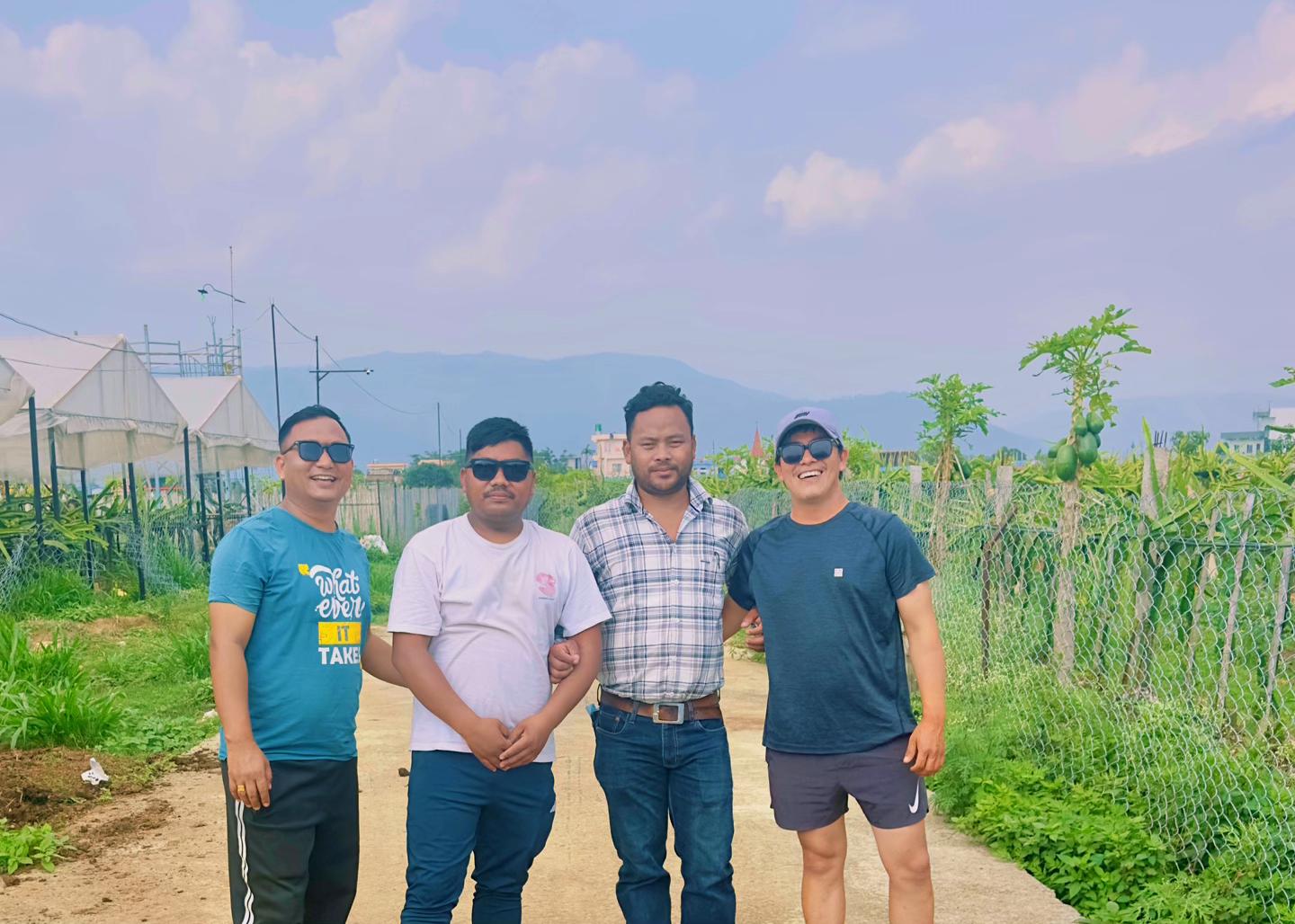 @kakani strawberry 🇳🇵🇳🇵