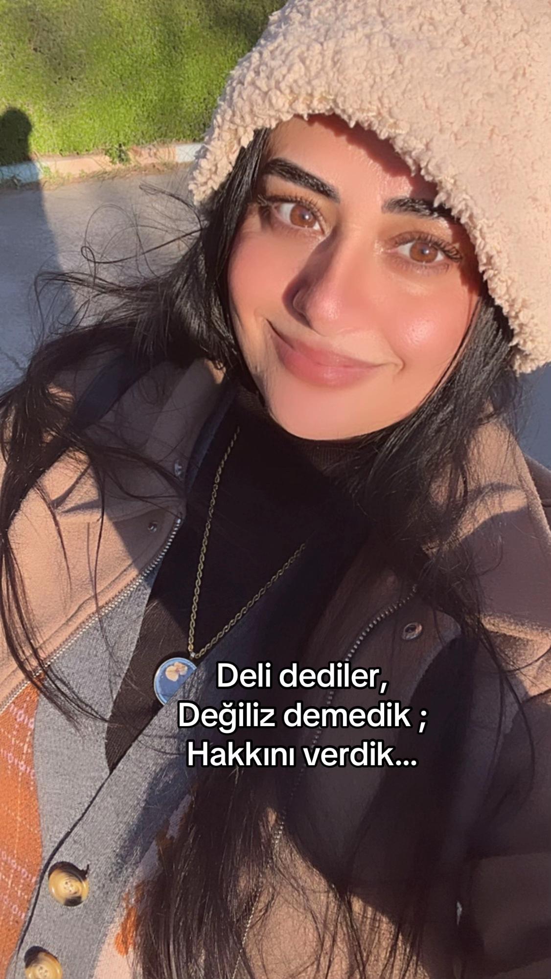 @M,G