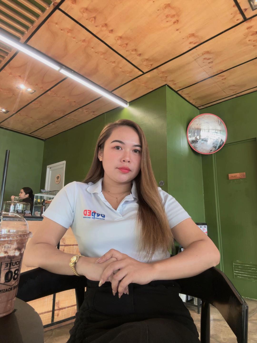 @𝑀𝒾𝓈𝓈 𝑅𝑜𝒸𝒽 👩🏫🇵🇭