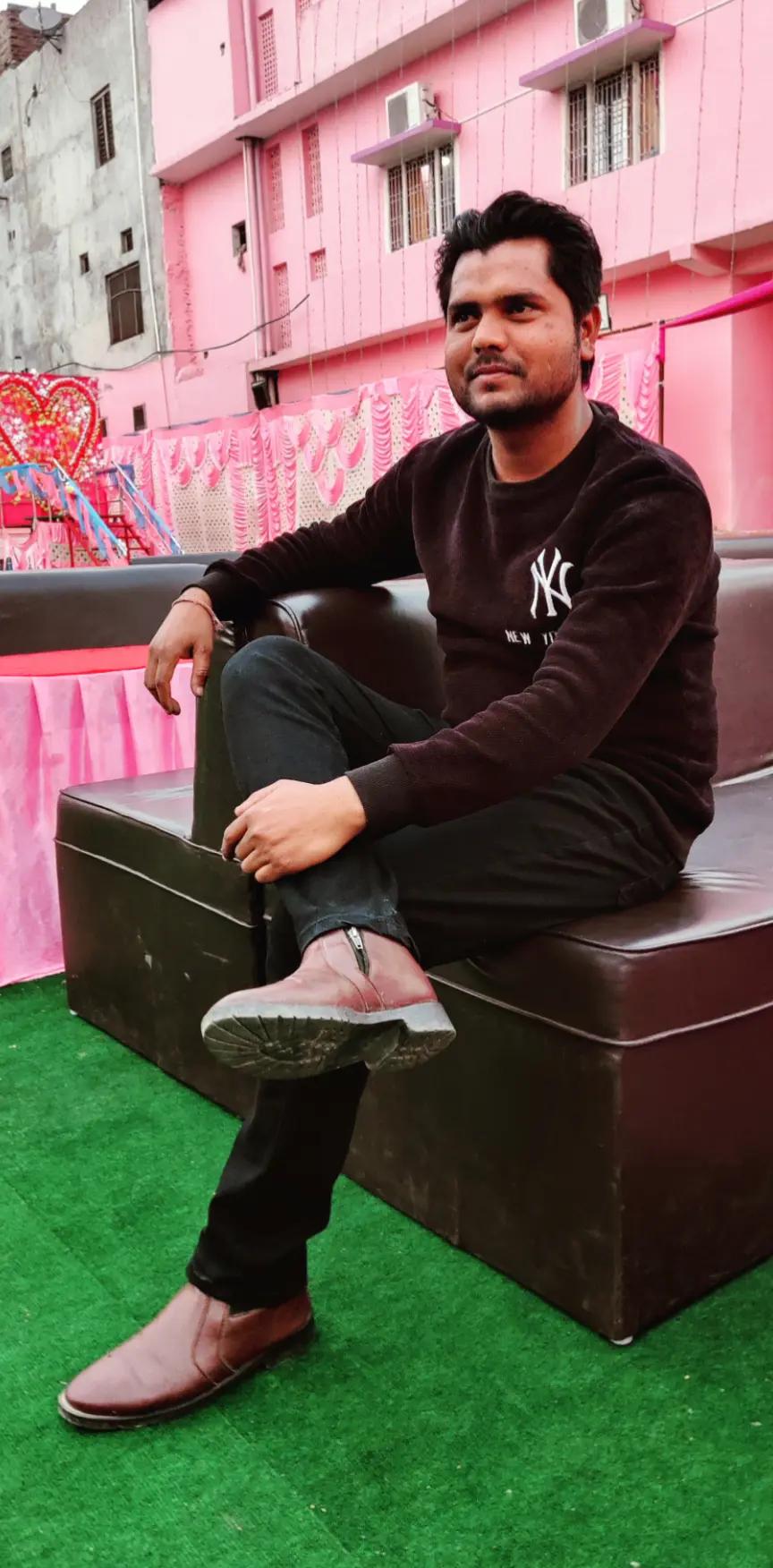 @Dipesh Raaza Yadav