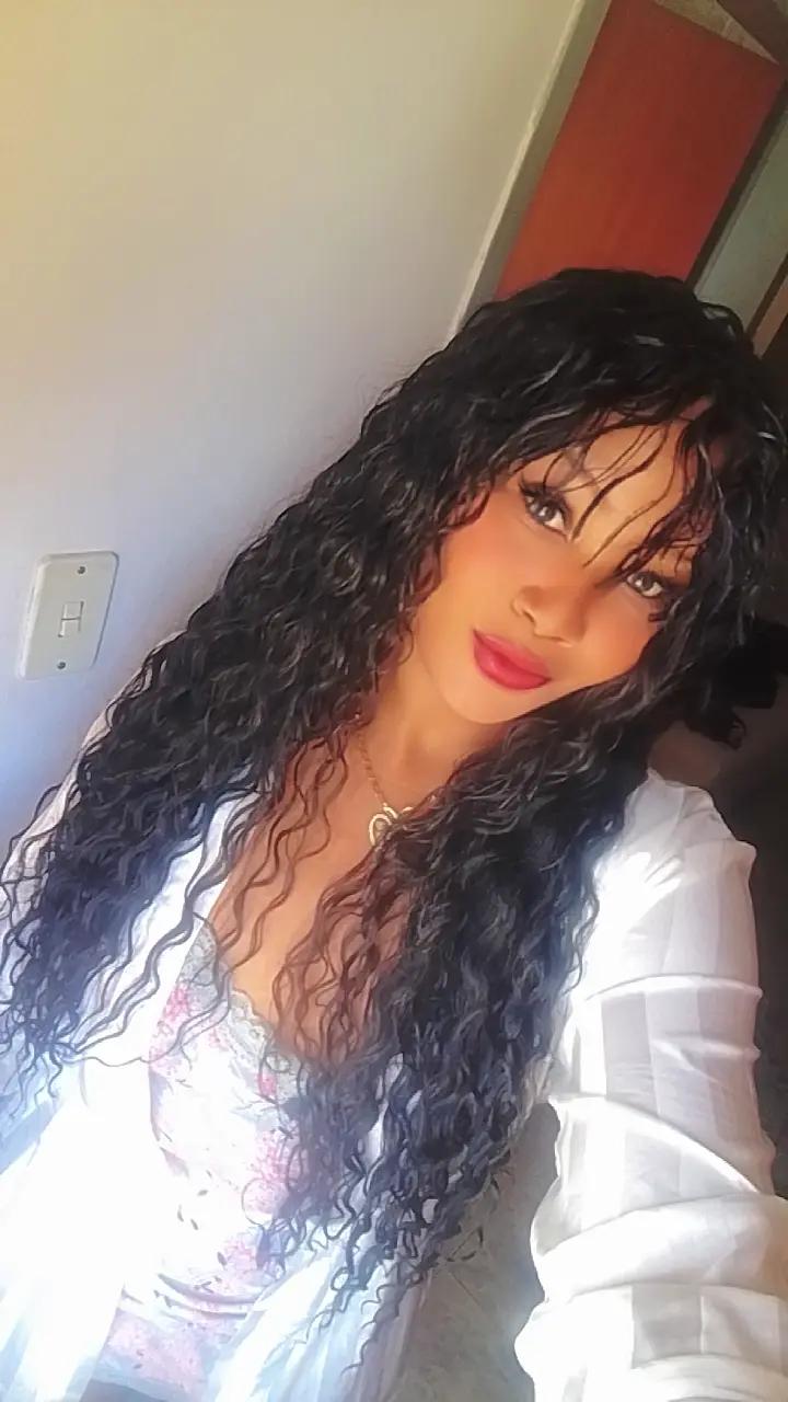 @Genesislopez