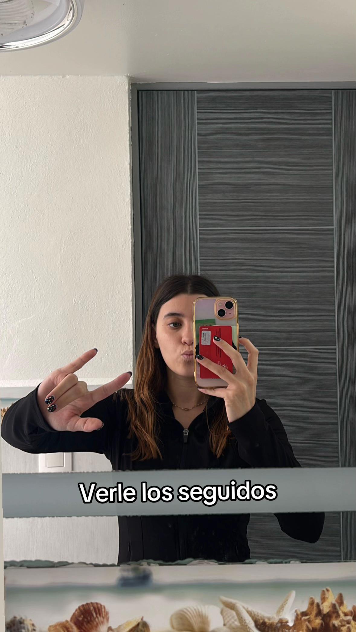 @Marianaa.🪩🍒🐇