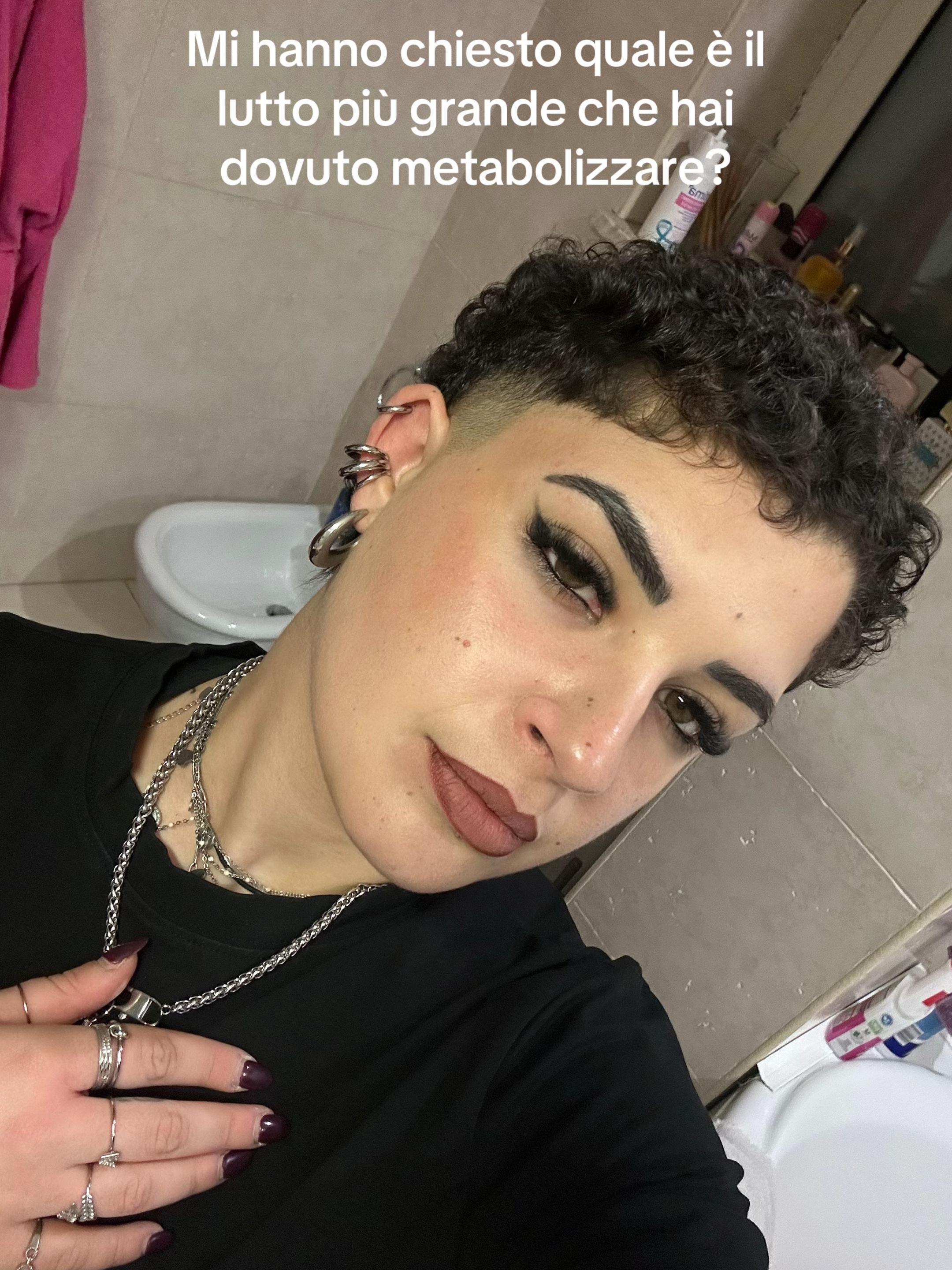 @Rebe_03
