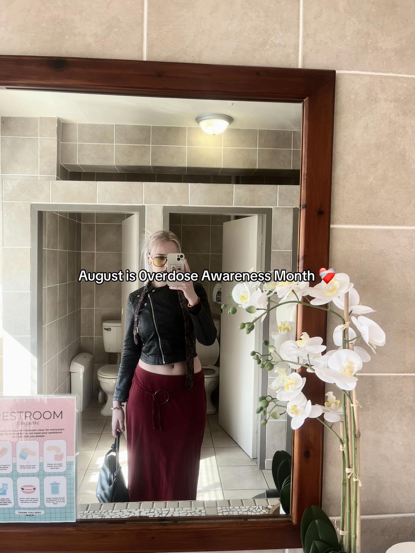 @nia 𓆏
