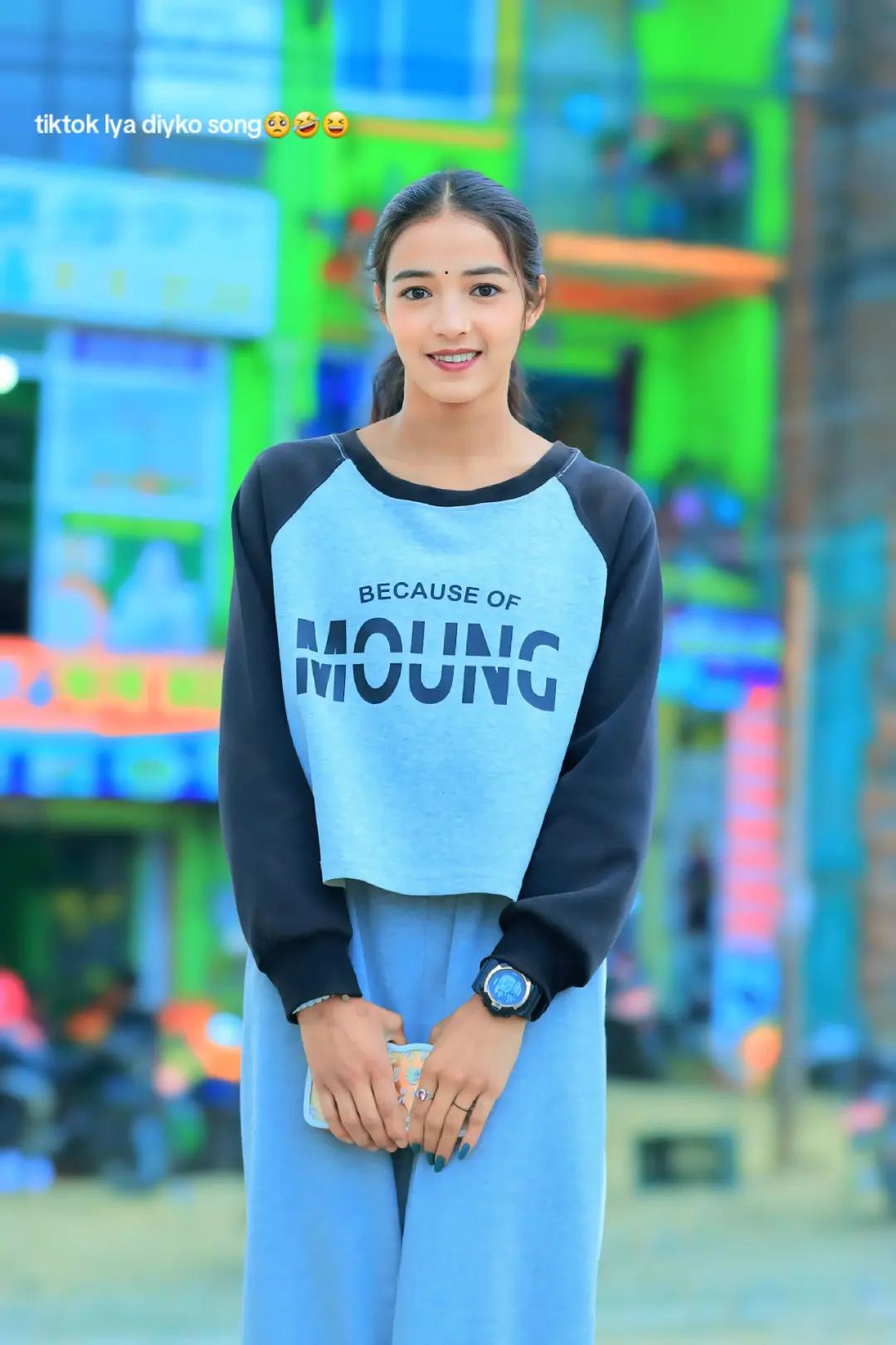 @Aaruuu😘🦋