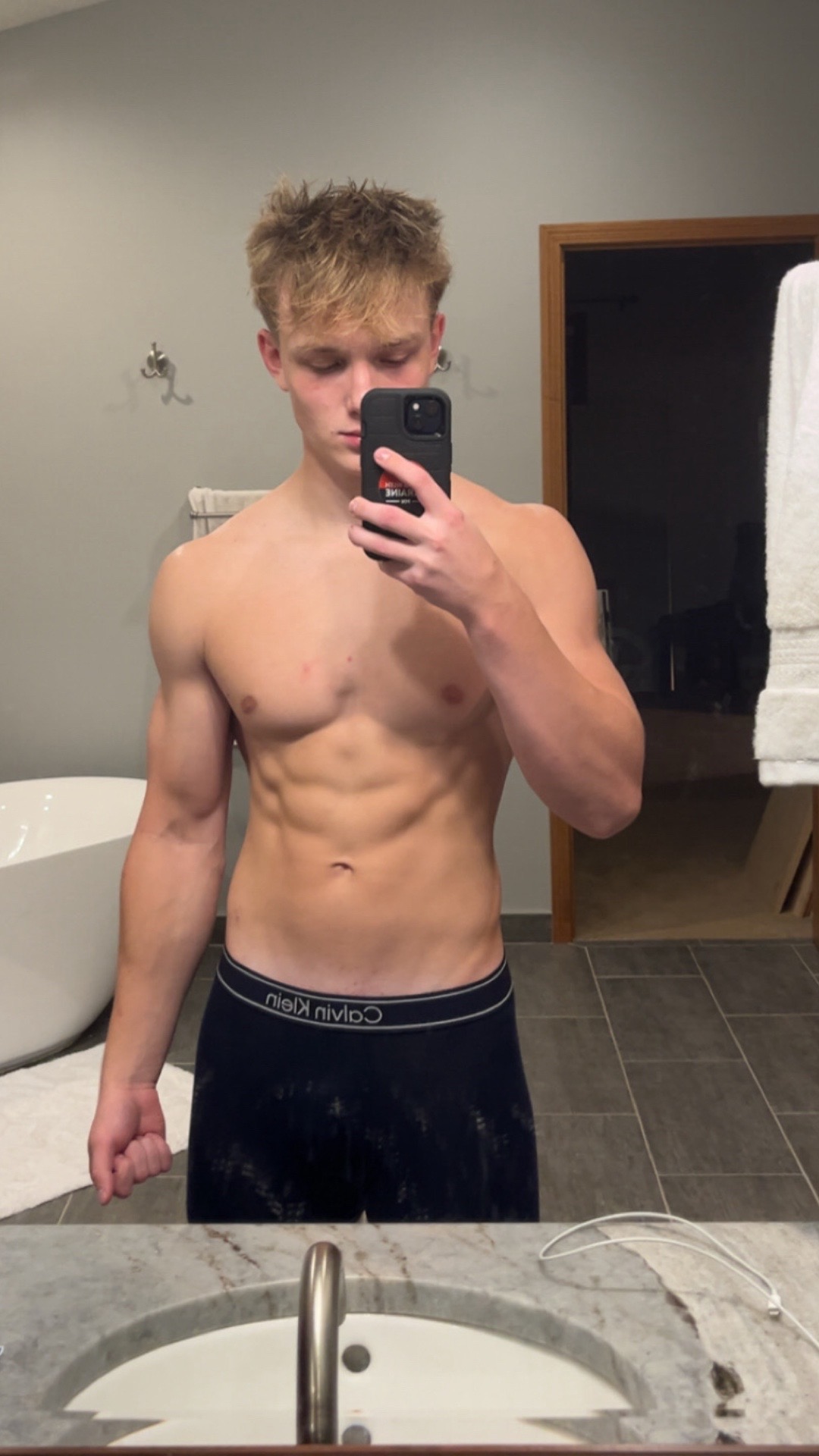 @Kovbaska