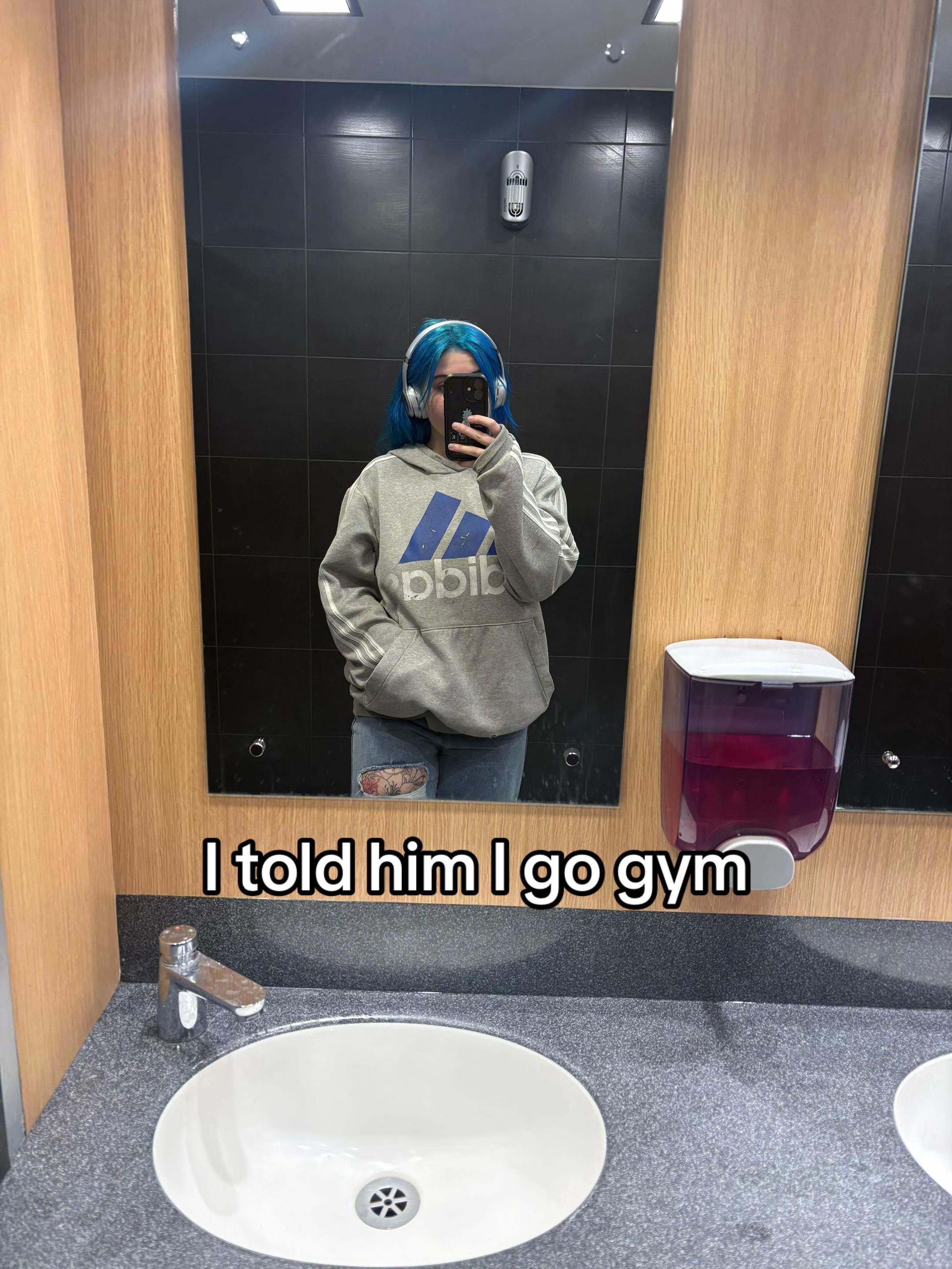 @Sienna 🧟♀️🏹