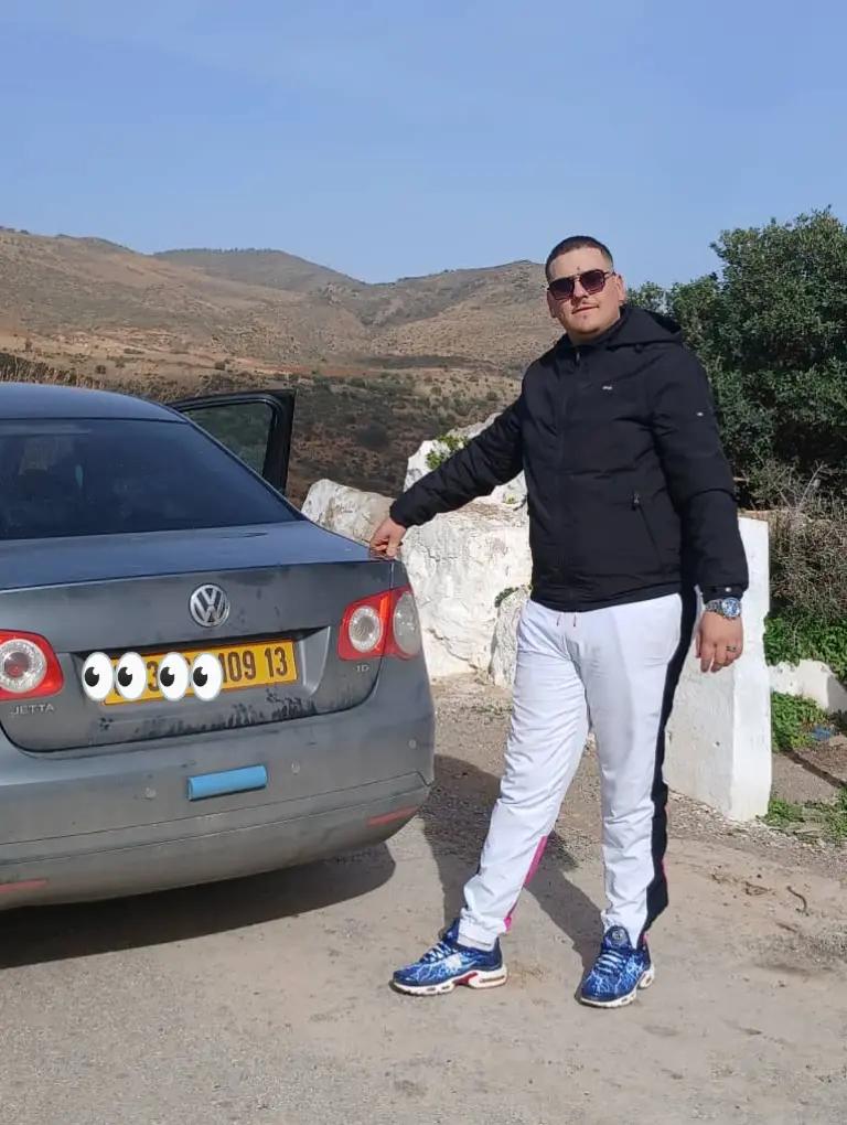@Hicham Azzi898