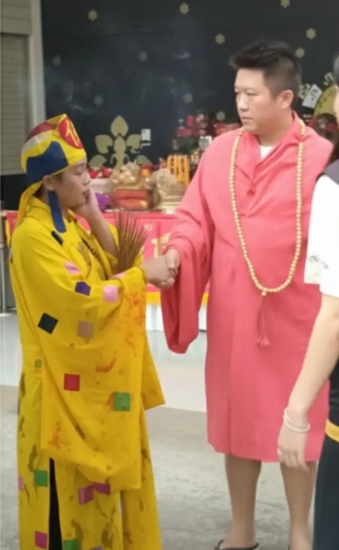 @台灣直播奇葩協會