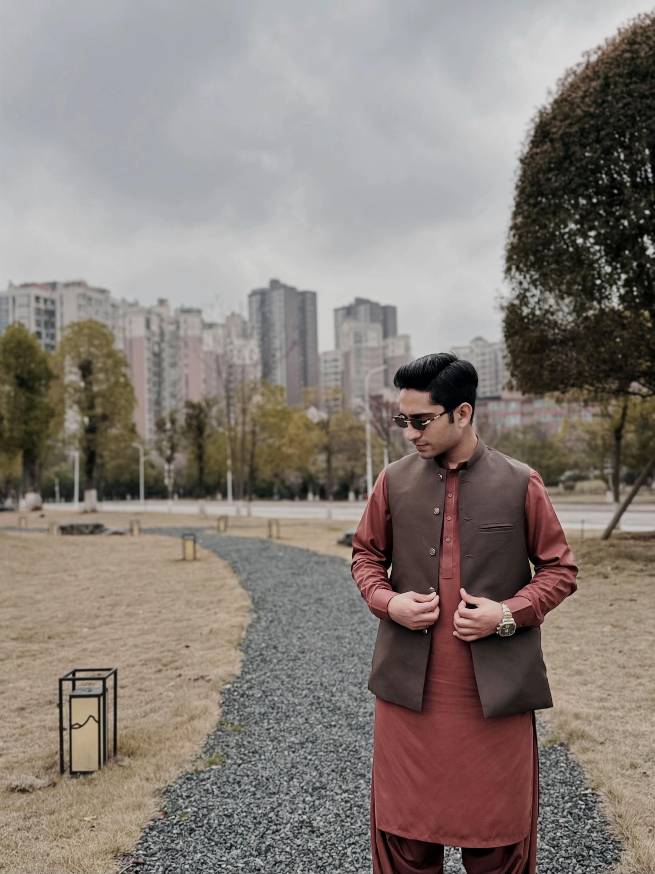@Dr Afnan 🇨🇳