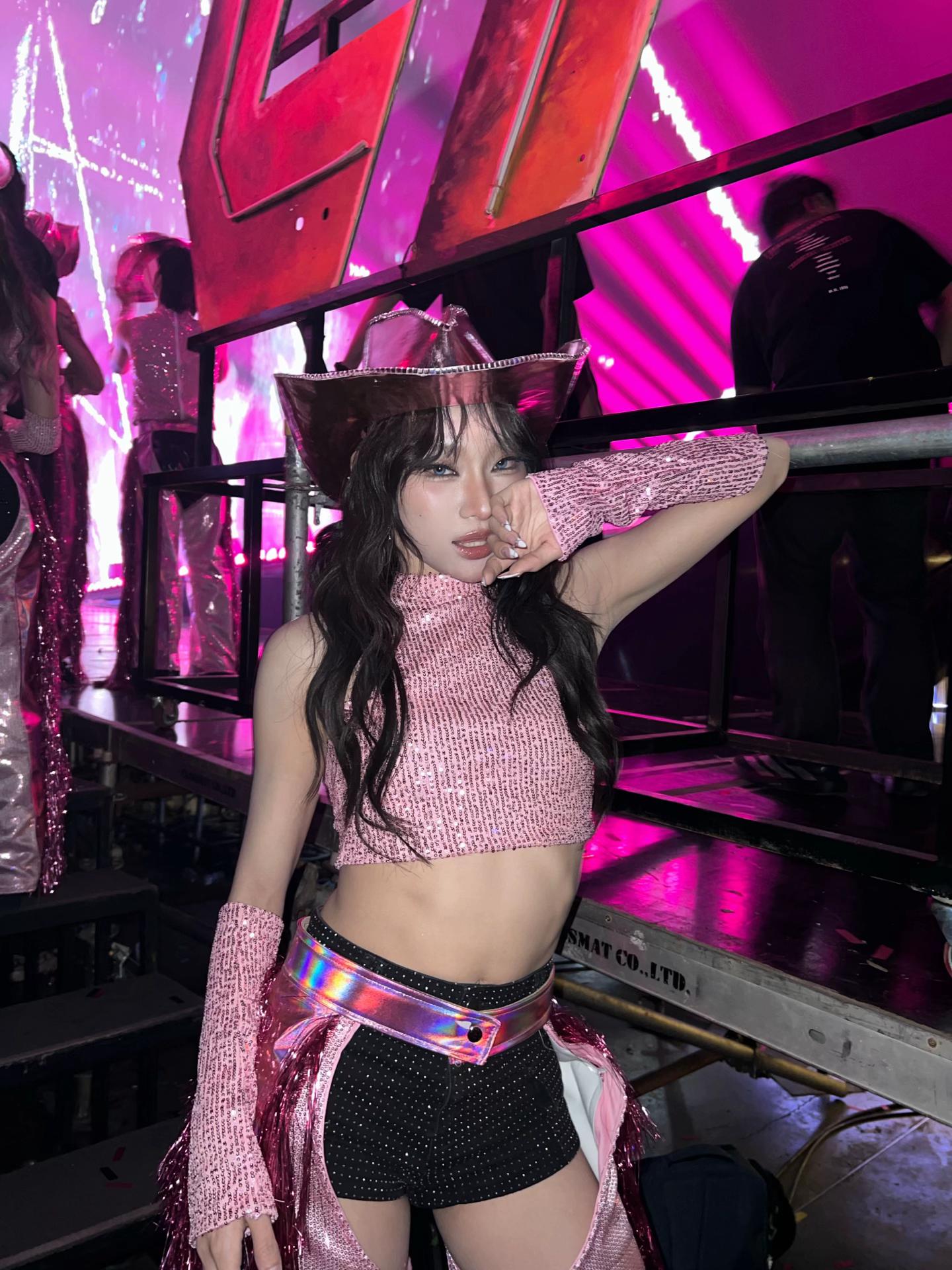 @Jennie.ntw