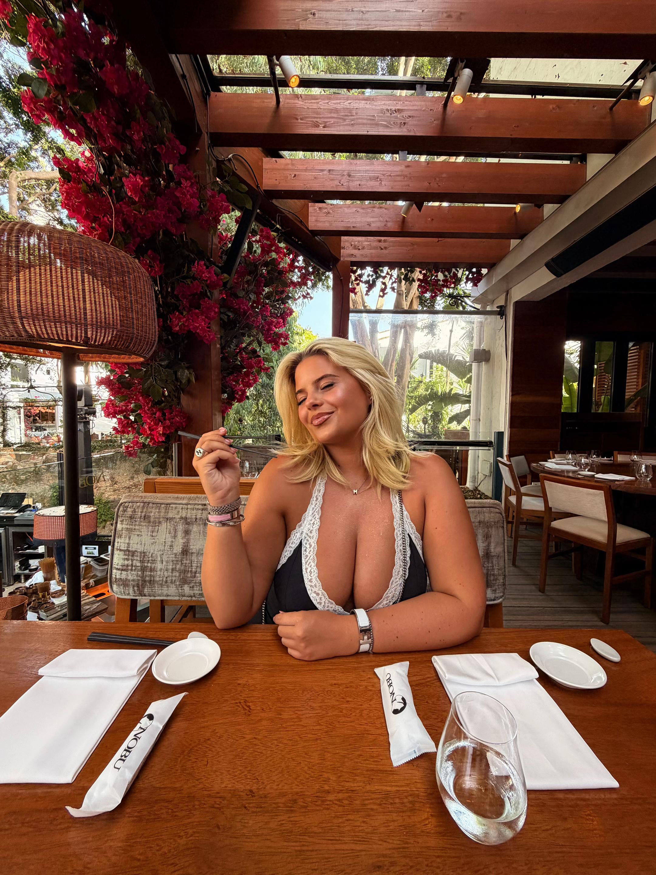 @Apollonia Llewellyn