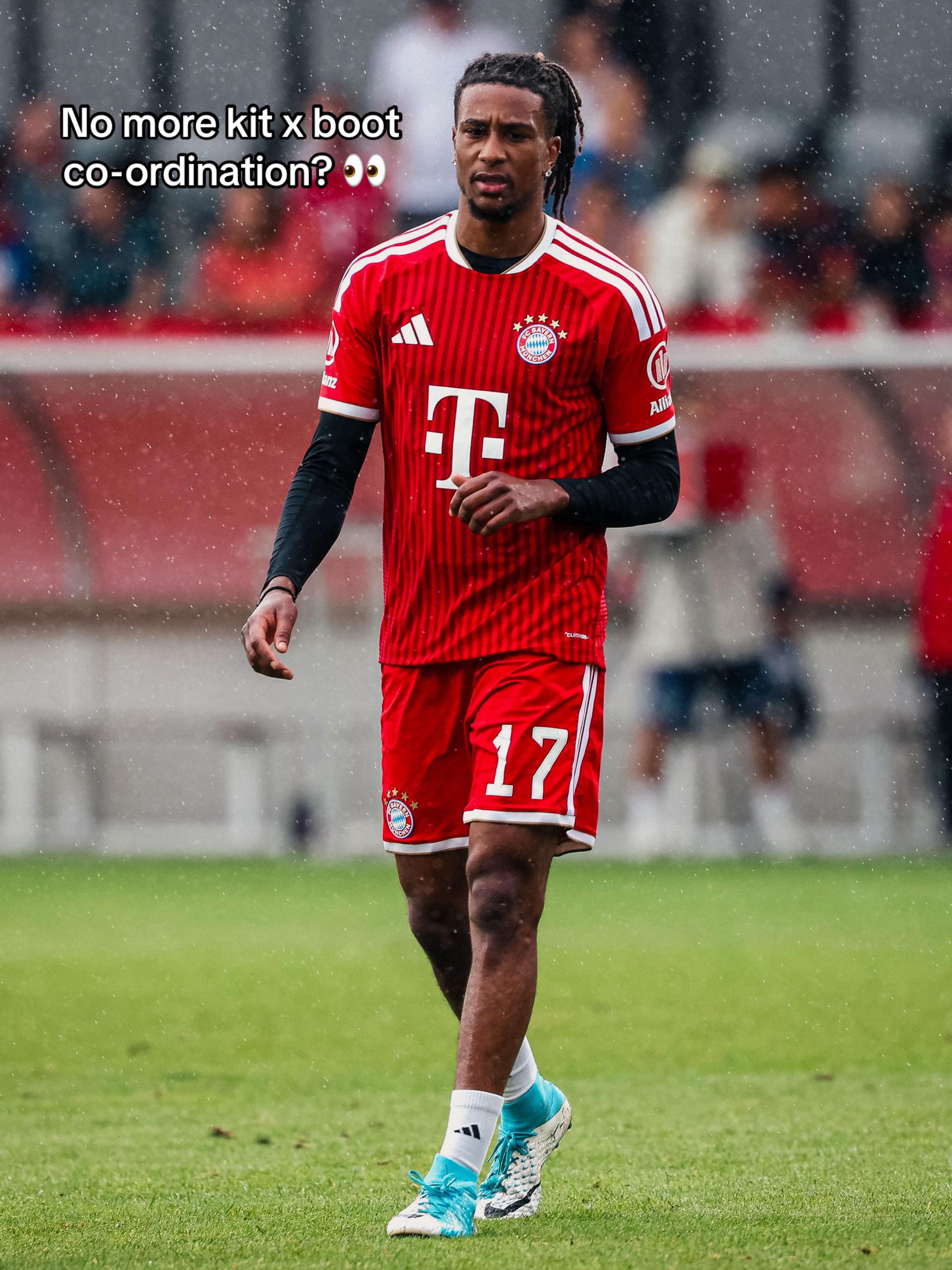 @Footballer Fits