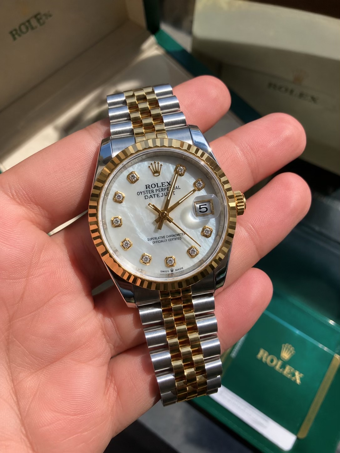 @RoyalGold&trade;