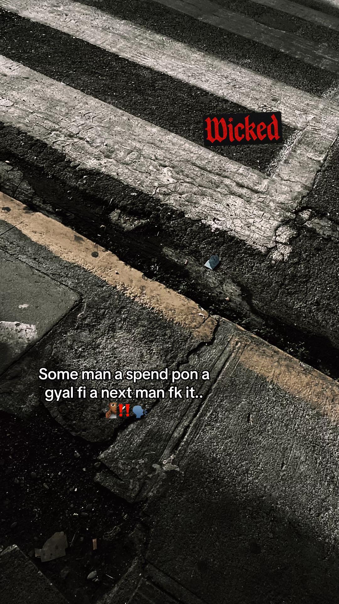 @𝘿𝙧𝙚 🪫