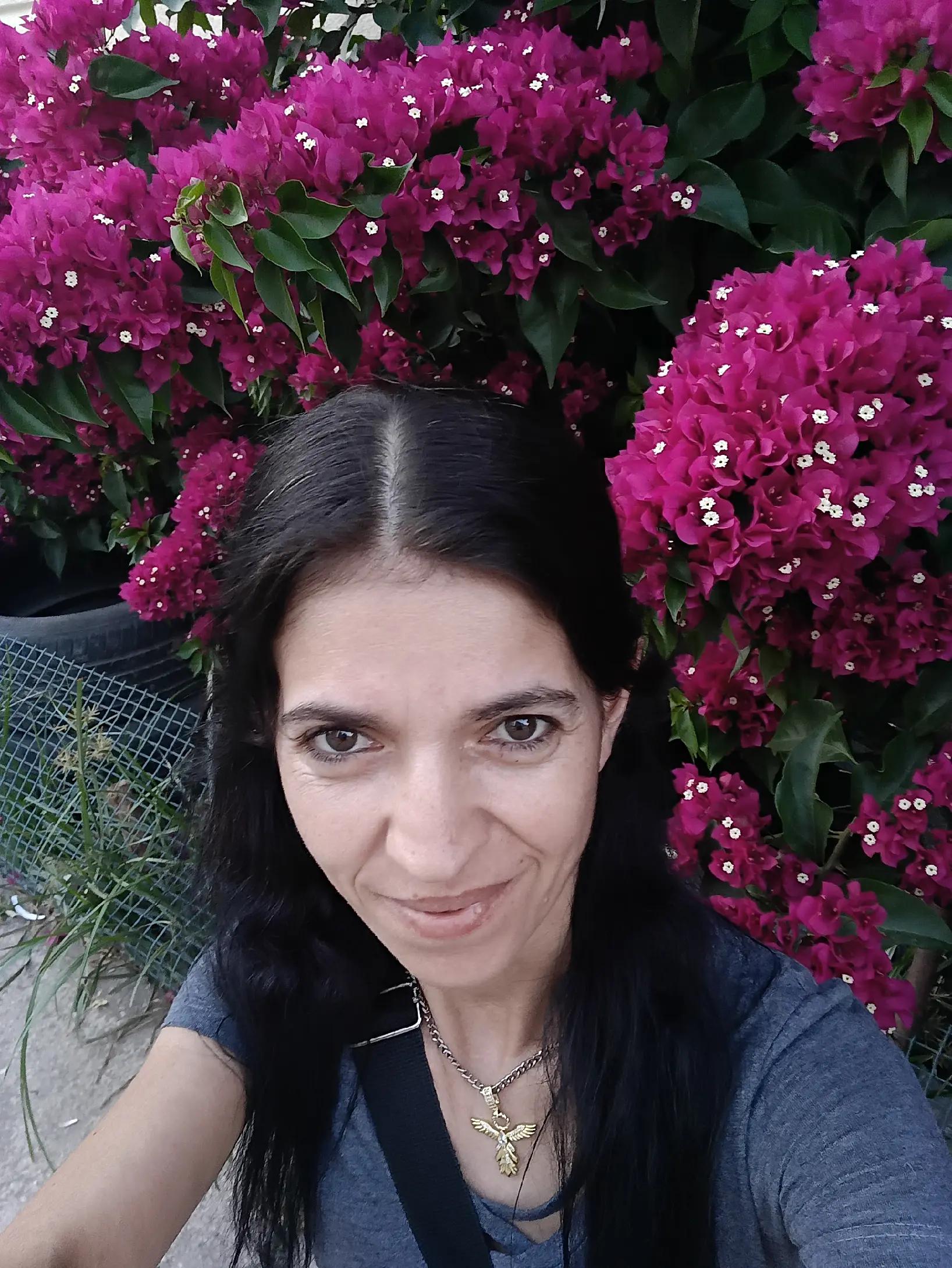 @H&uuml;meyra Erguvan