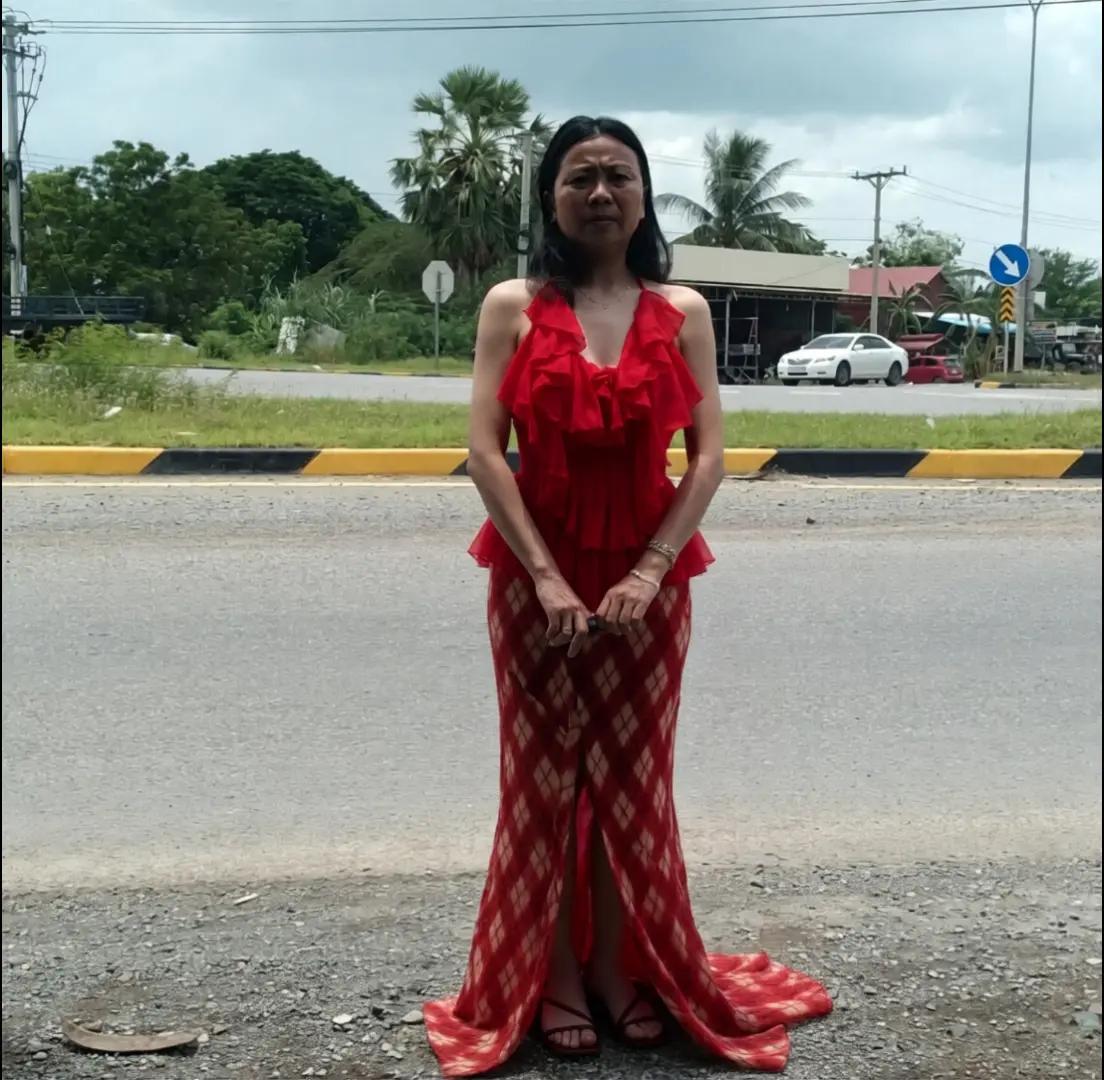 @ឡាញ់ សារុំ