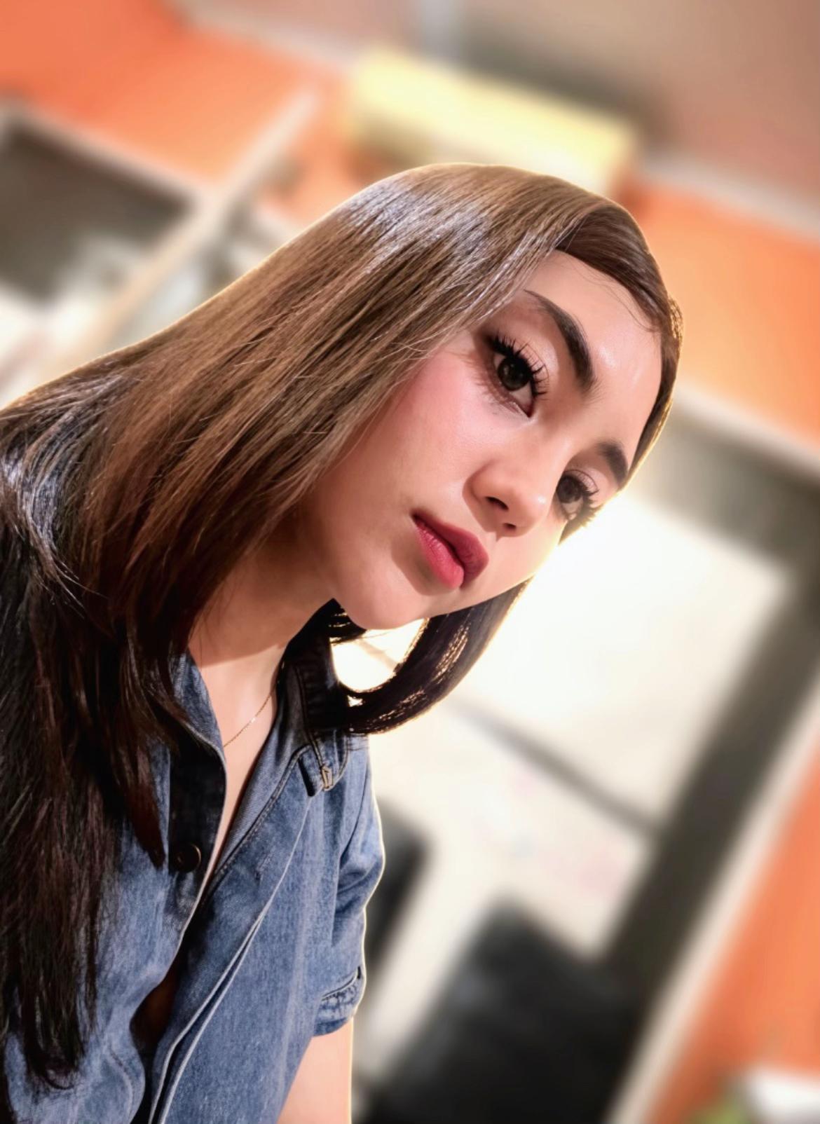 @Bella