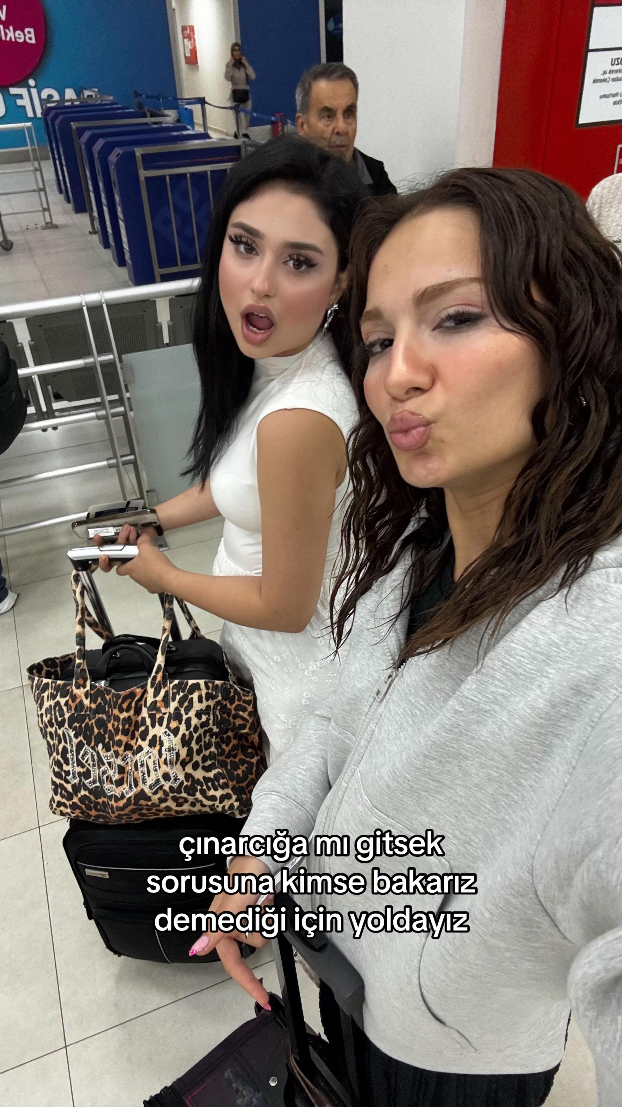 @💗