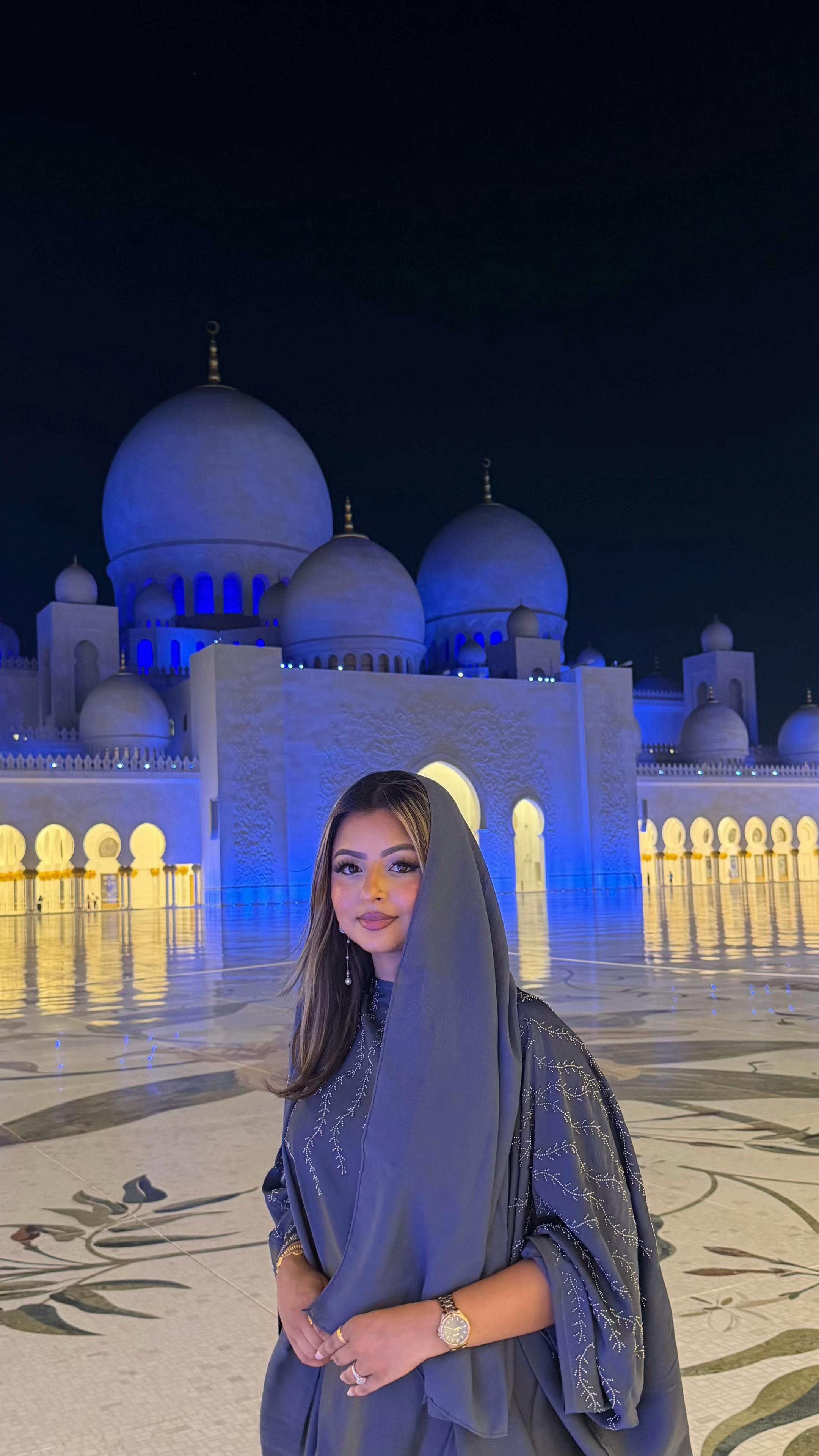 @MINA | Content Creator