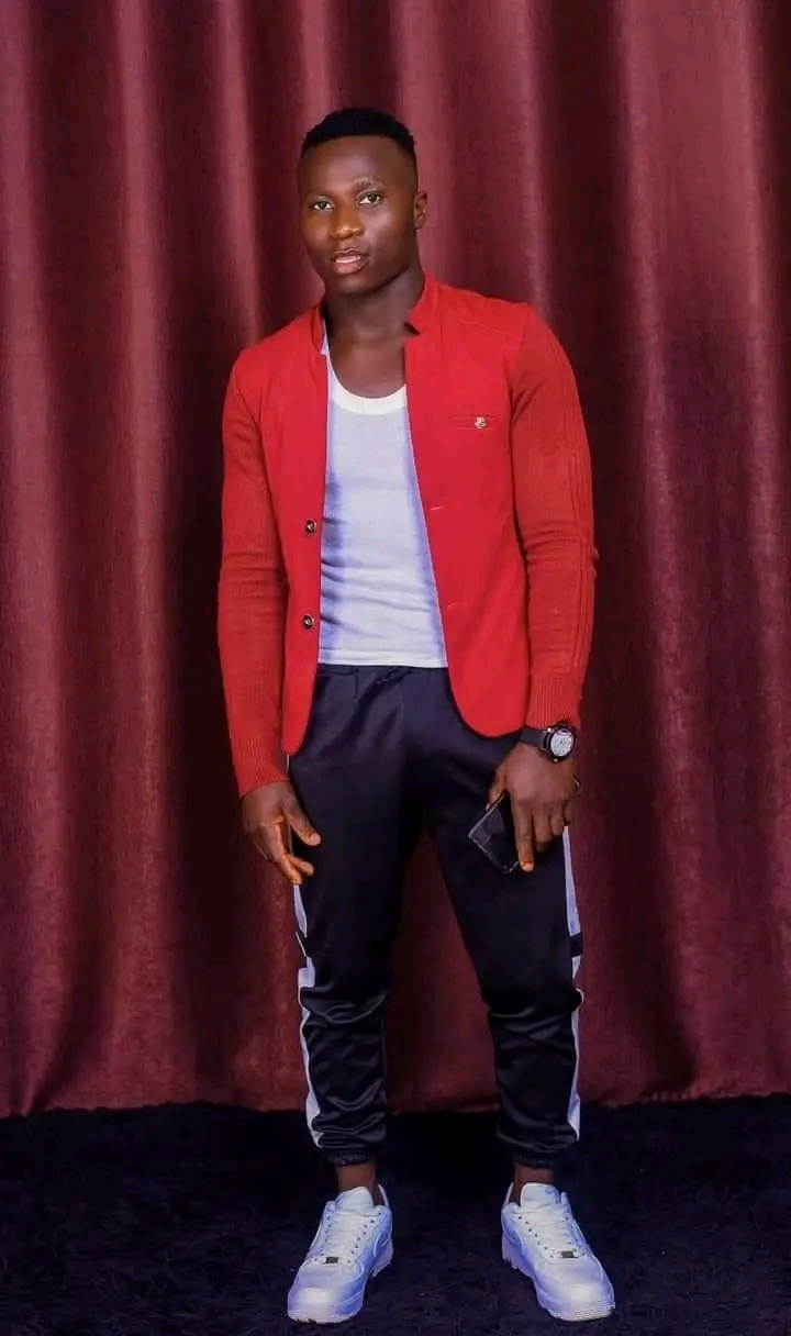 @Kipwaney