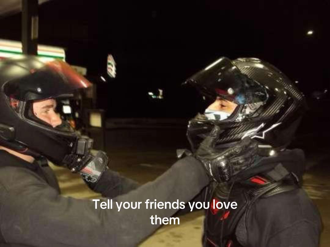 @Ultravioletmoto