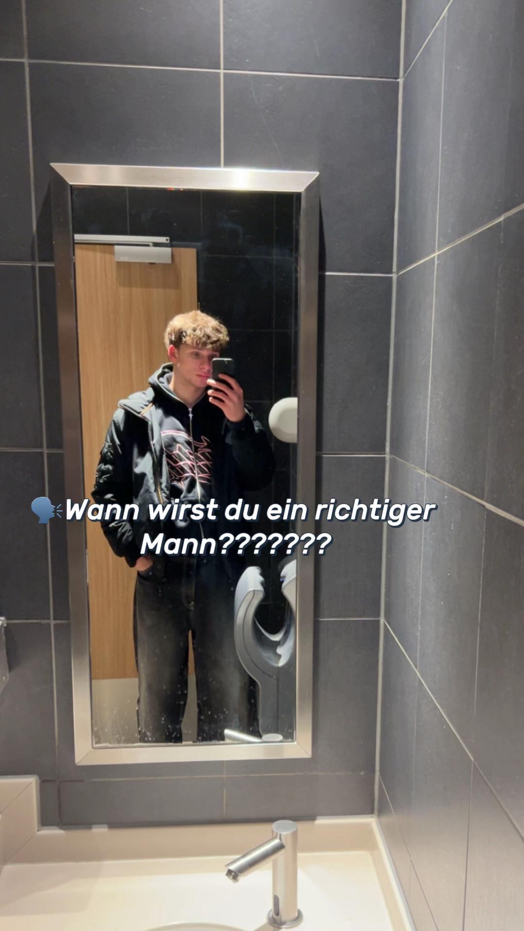 @Johnvenger15