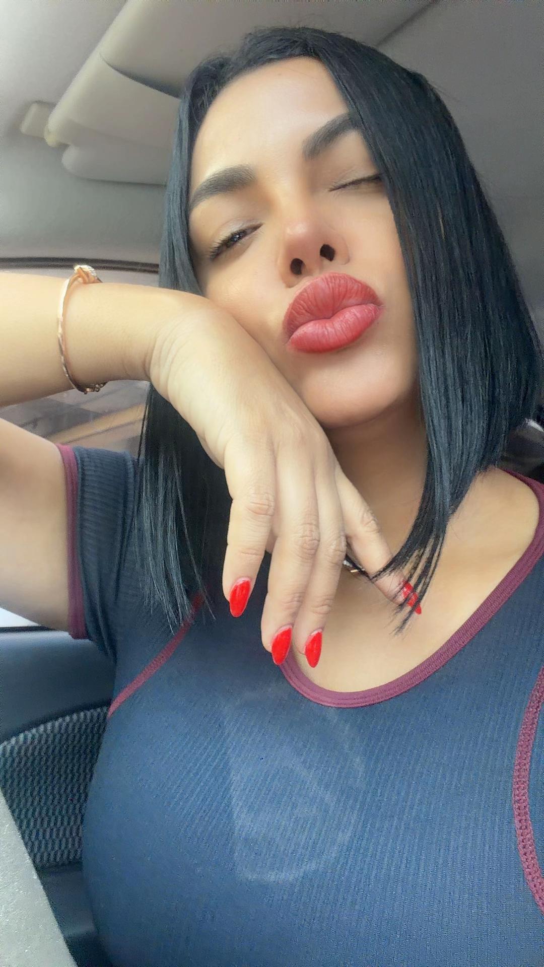 @adrihurtadob