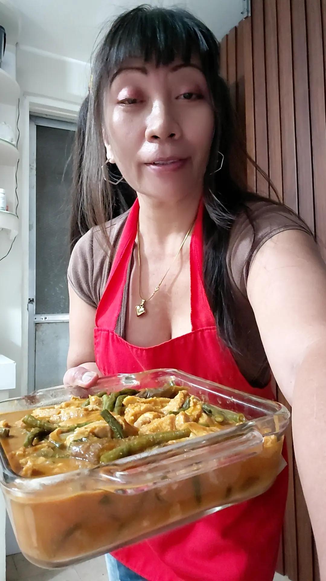 @yummychef maria padilla.