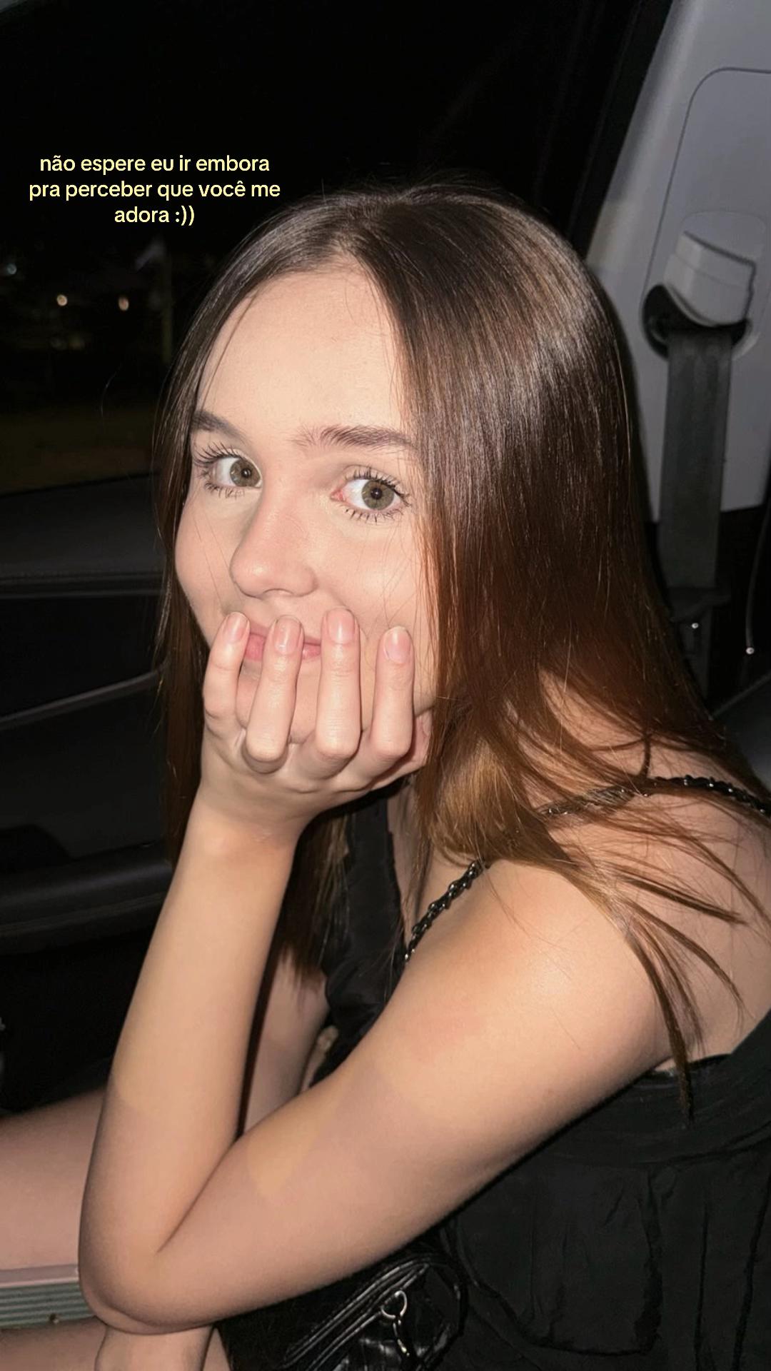 @laura