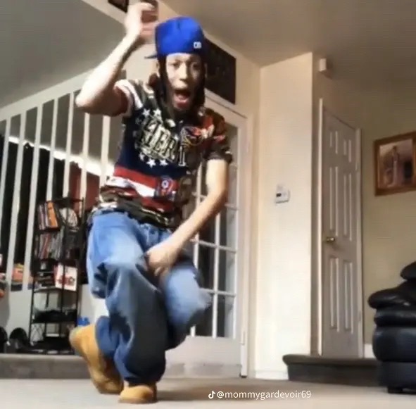 @austburns