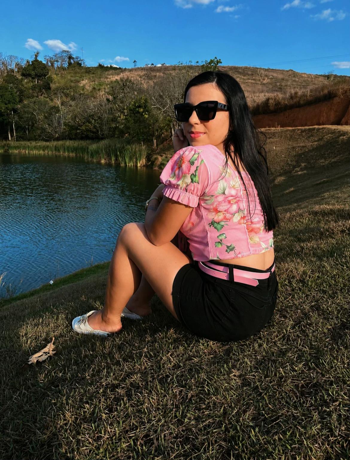 @Aline Gonçalves Pere