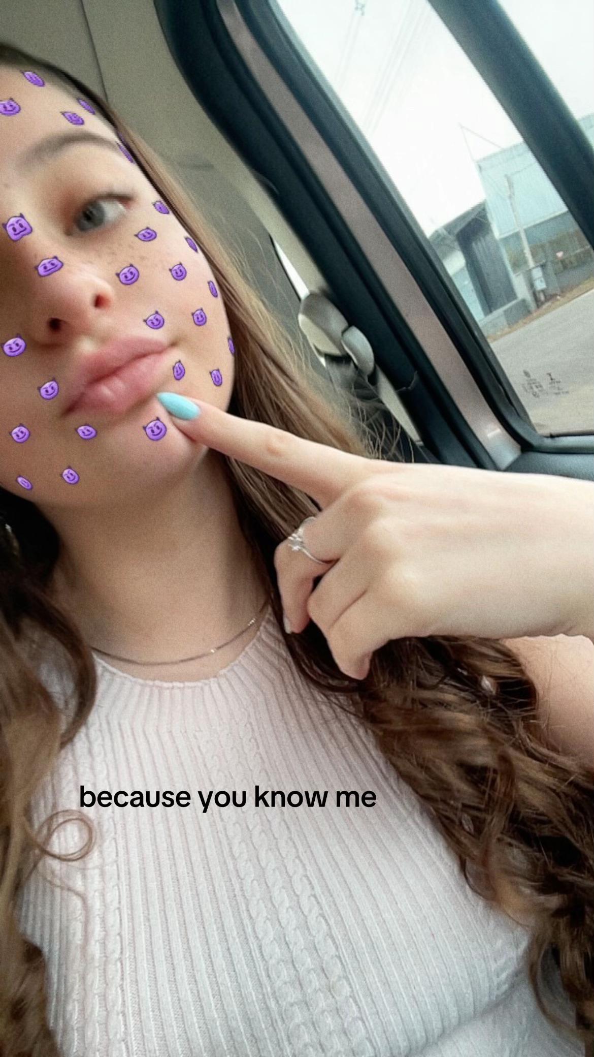 @lauraa