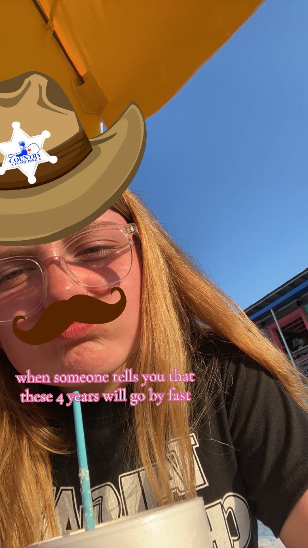 @𝓫𝓻𝓸𝓸𝓴𝓮🌊💕
