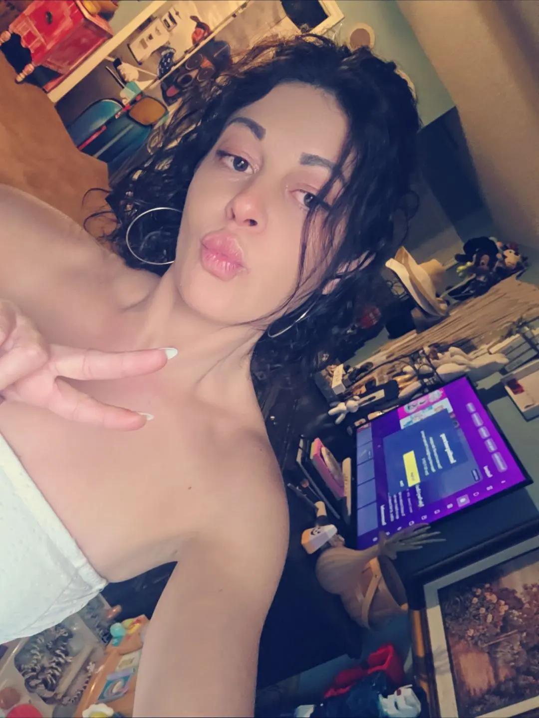 @ChelleBelle8821